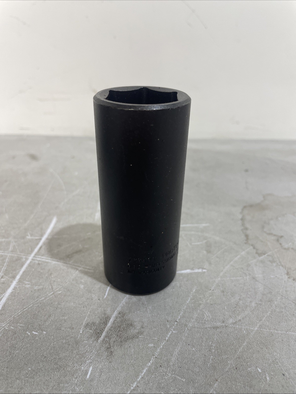 Proto J7334HT, 1-1/16″ Deep Impact Socket, 1/2″ Drive, 6 Point, Thinned Walled