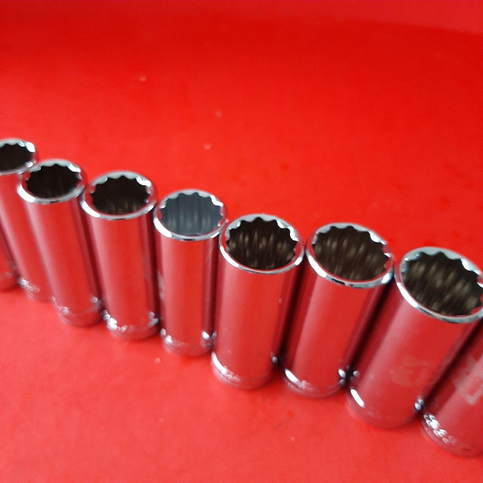 NEW CRAFTSMAN Easy Read 13 Piece 3/8 Dr 12pt DEEP METRIC Socket Set 9-19,21 22mm