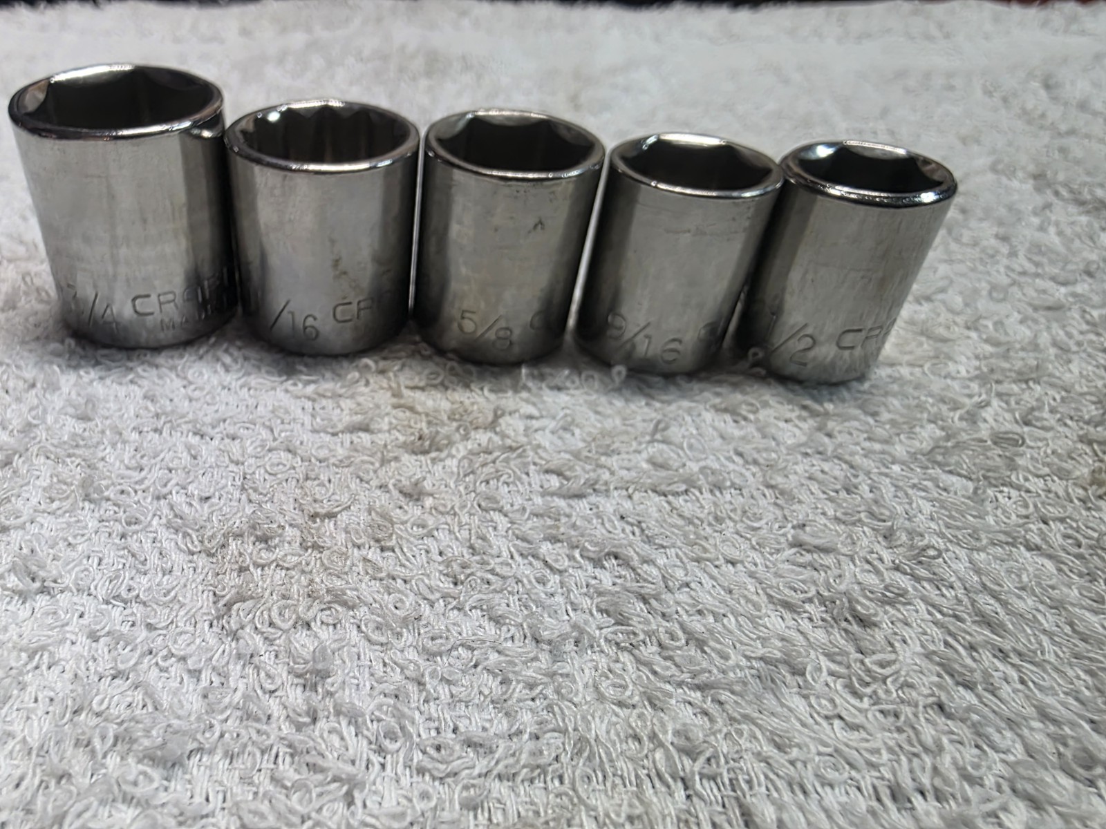 Craftsman G series Socket Assortment Lot SAE & Metric 1/2-3/8 Sized