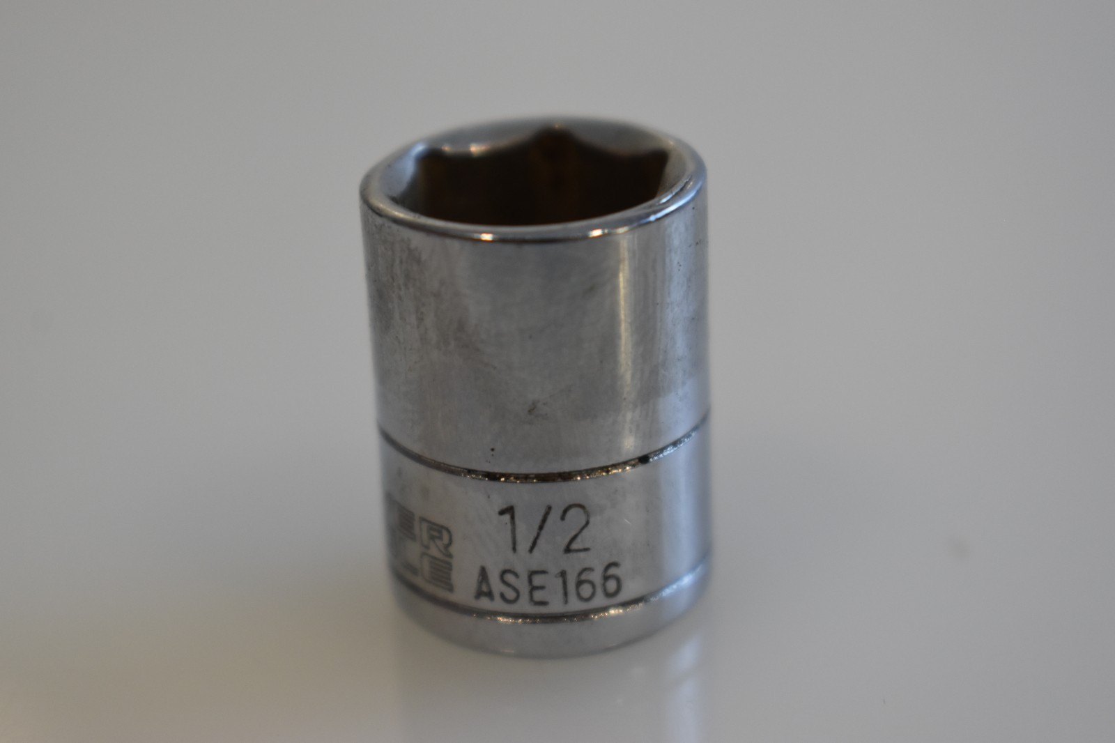 Matco Silver Eagle Tools ASE166 1/2″ SAE Shallow Socket 1/4″ Drive 6 Point