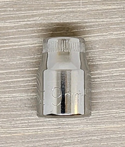Craftsman USA 9mm Socket 6 Point 3/8″ Drive G 43541 (Top Knurl)