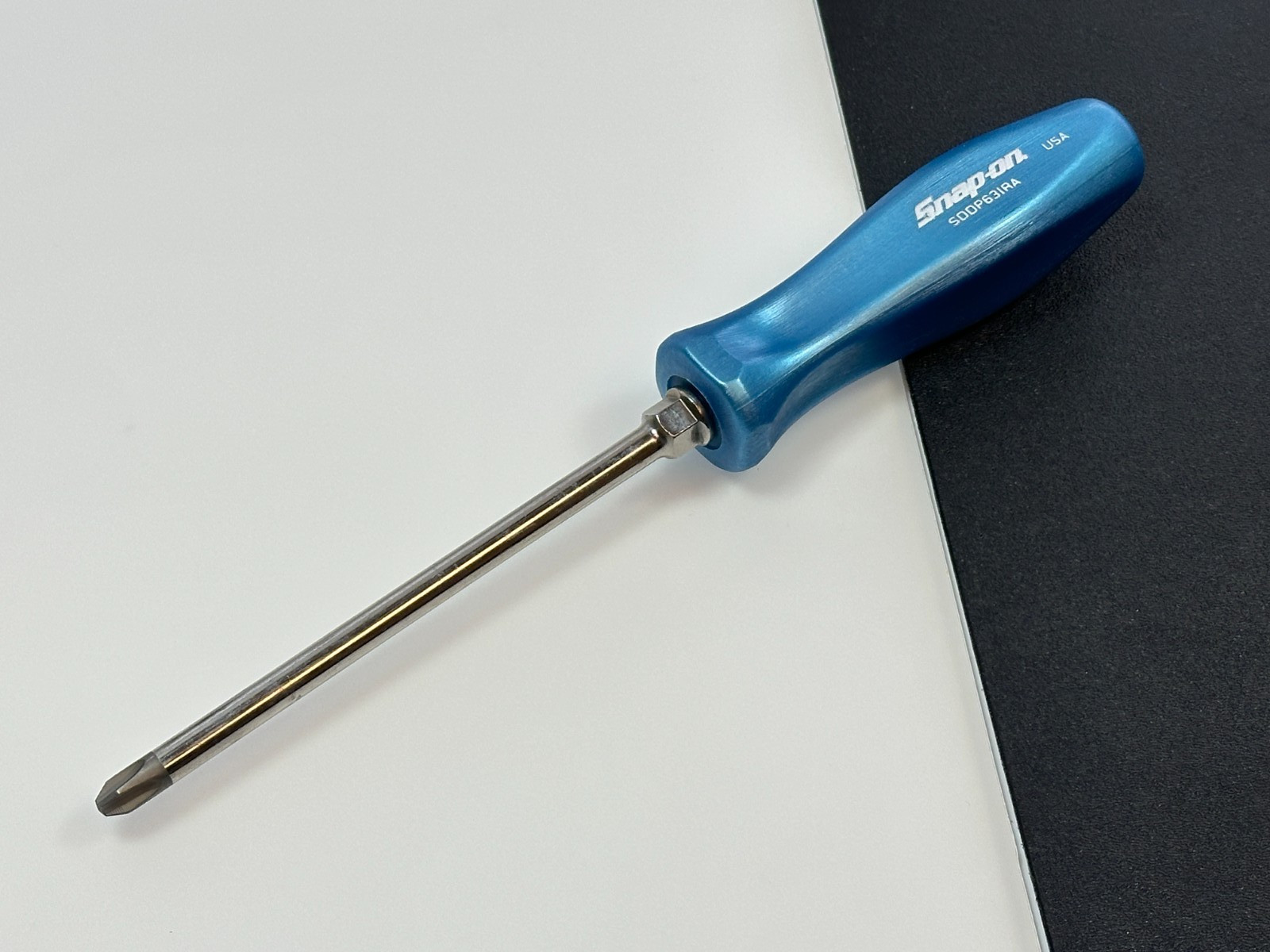 NEW Snap-on Tools USA PEARL BLUE Hard Handle #3 Phillips Screwdriver SDDP63IRA