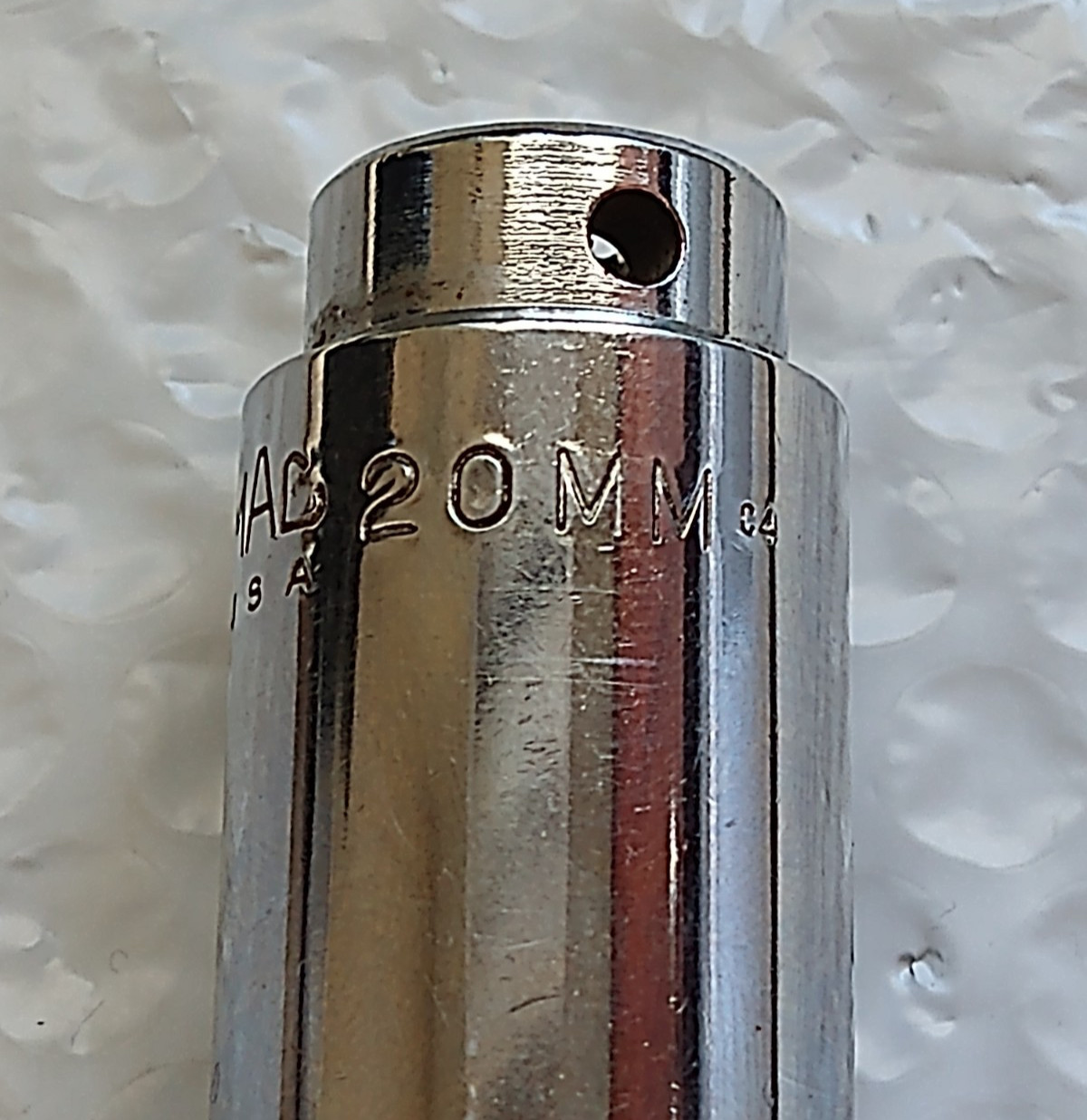 MAC TOOLS XD6-20MM. 3/8″ DRIVE, 20MM. SOCKET, 2.7″ DEEP/HIGH, 6 POINT.