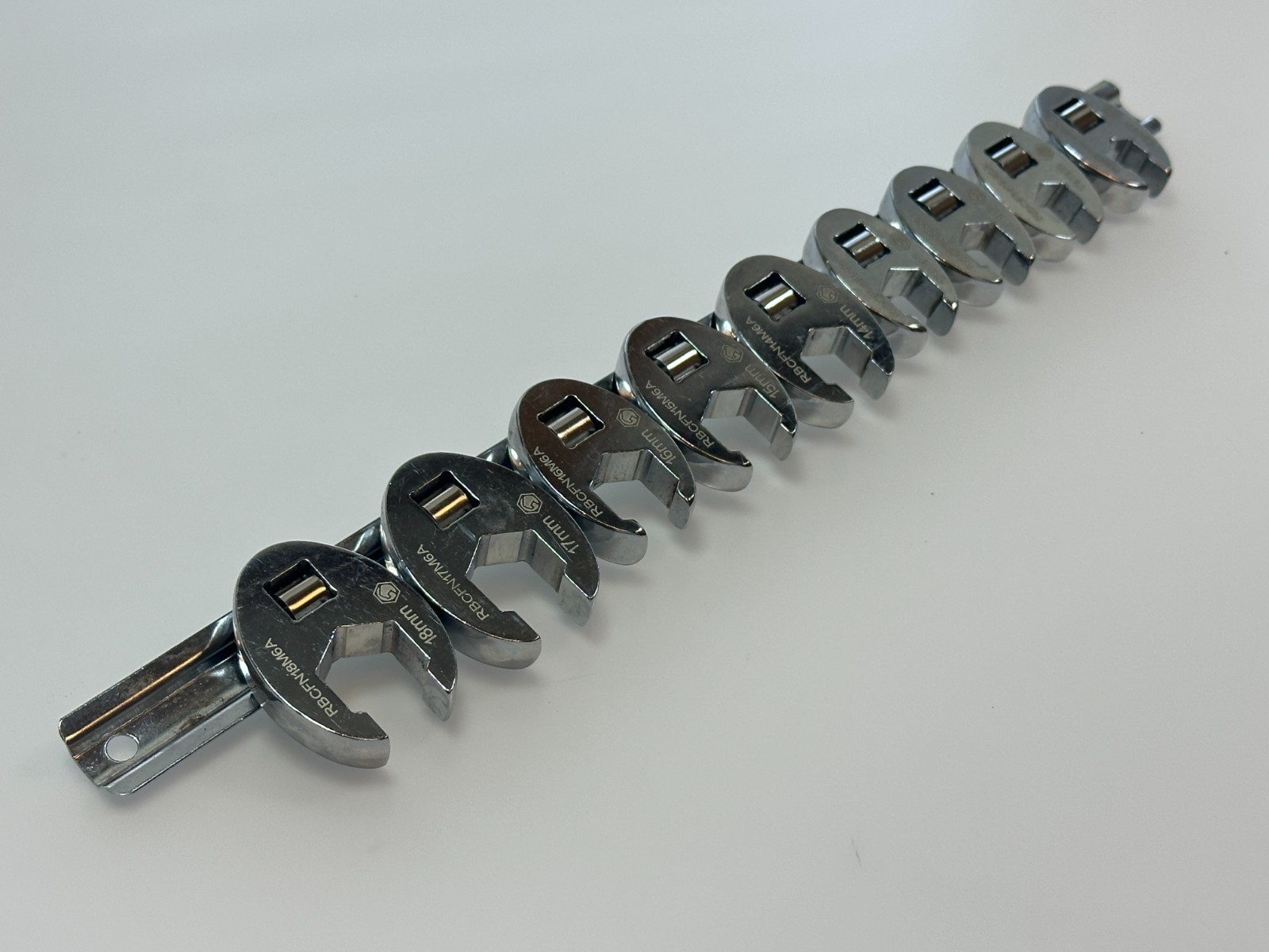 Matco Tools SRBCFNM10C 9pc 3/8» Metric 10-18mm Crowfoot Flare Nut Wrench Set