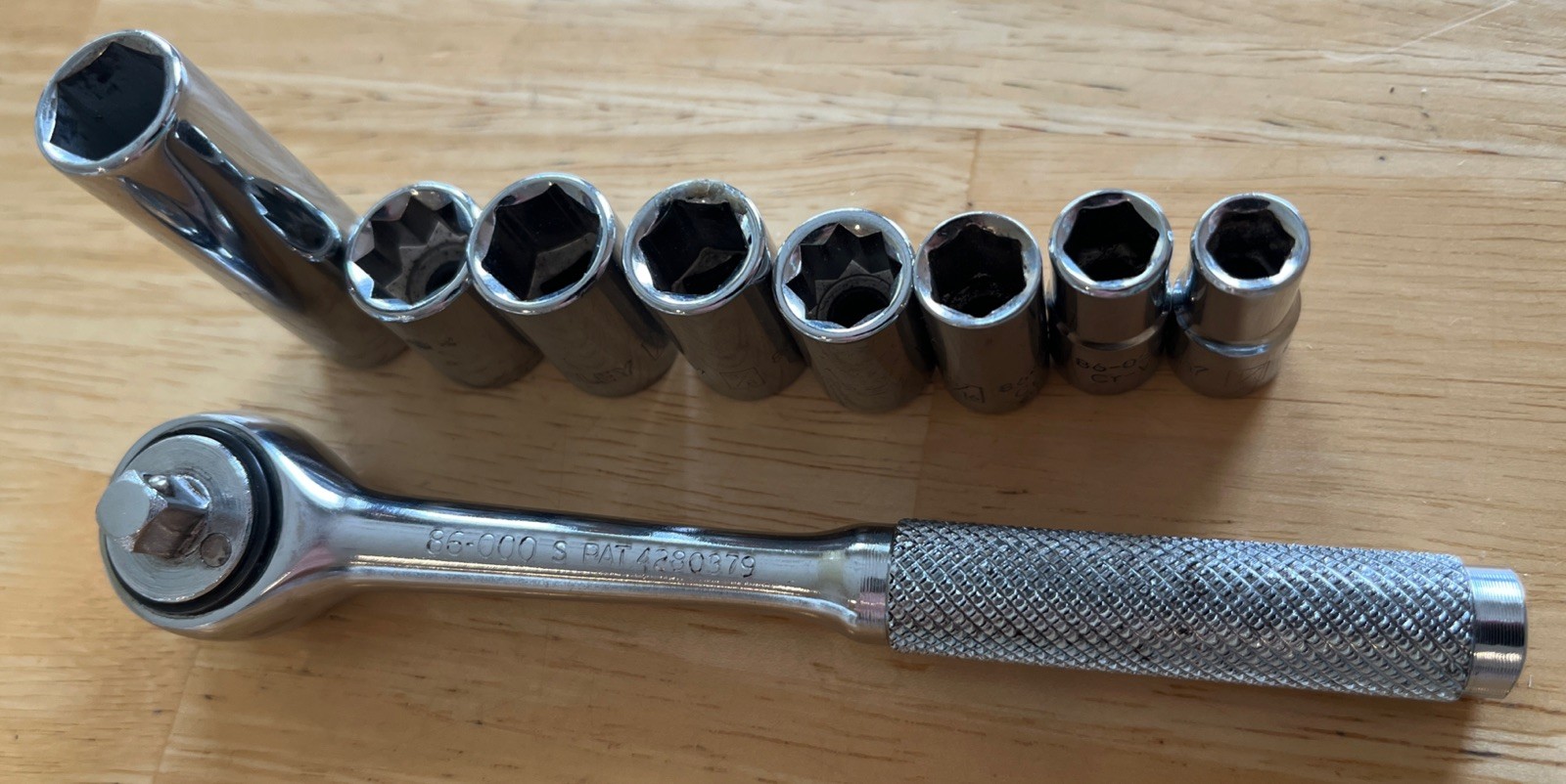Stanley Workmaster 86-000 S 1/4″ Drive Ratchet Tools 5 1/2” + 8 Sockets Vintage