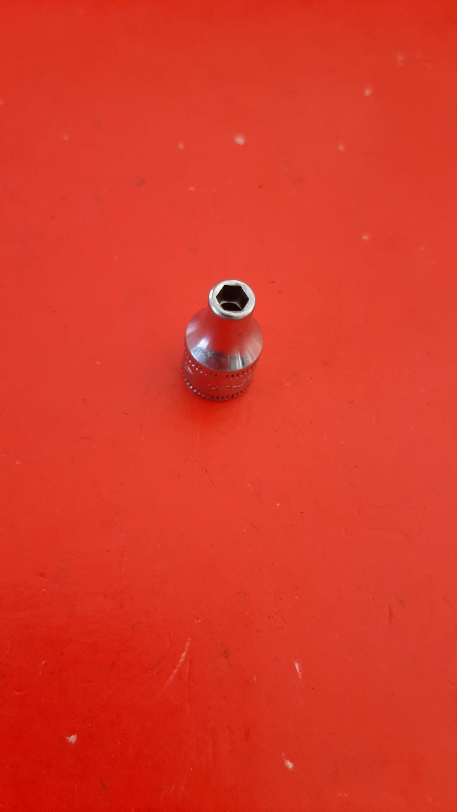 Snap-on Tools USA TMM4 1/4″ Drive 6Pt Point 4mm Chrome Shallow Socket USA