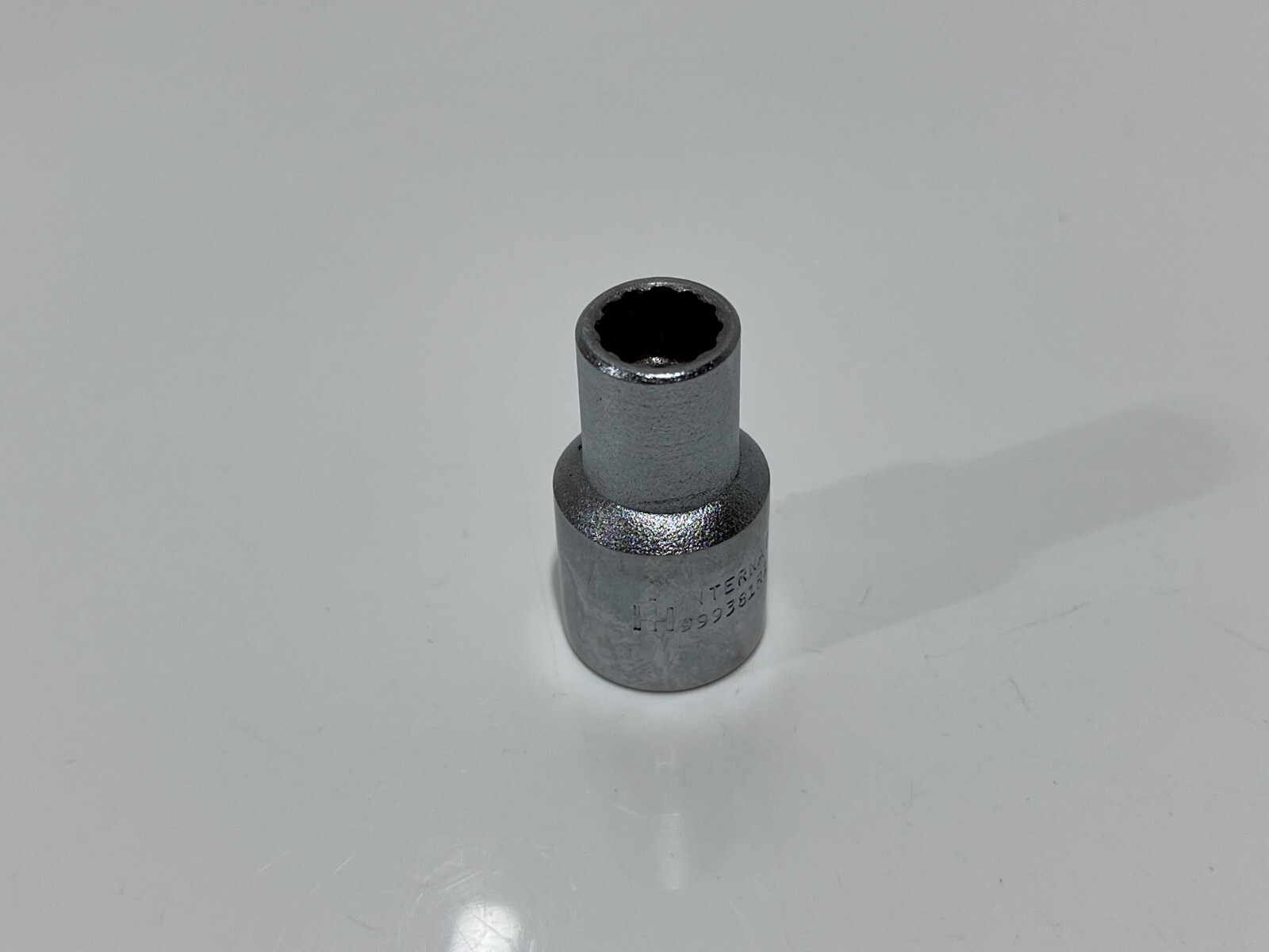 International Harvester IH USA 999381R1 SAE 3/8″ Socket – 1/2″ Drive – 12 Point