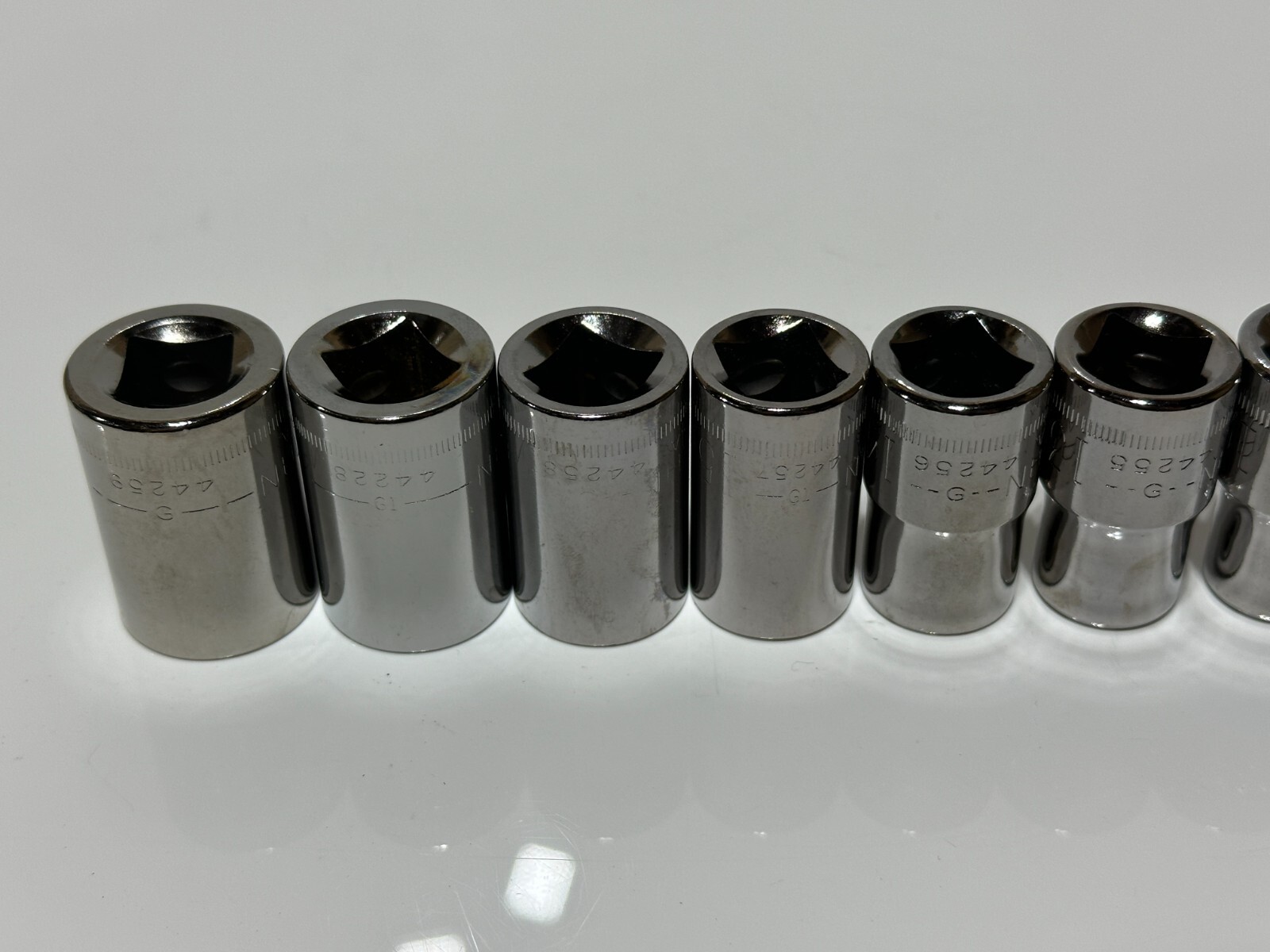 Craftsman USA NOS 10pc Metric 9mm to 19mm Shallow Socket Set, 1/2″ Drive 6 Point