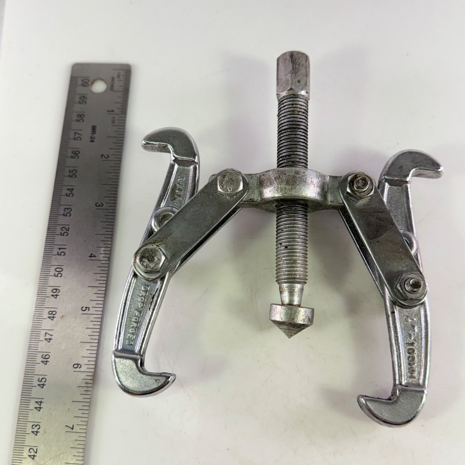 Drop Forged 4″ 100mm 2-Jaw Gear Pulley Bearing Puller Reversible Made in India