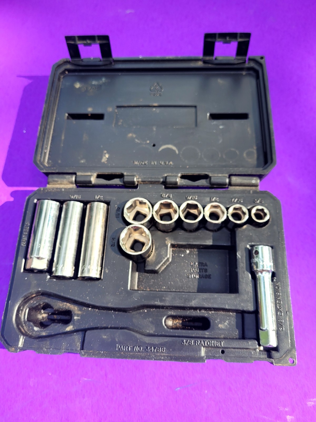 Vintage CRAFTSMAN Socket Set And Case 10- 6 PT sockets 1 Extension 3/8 DRIVE
