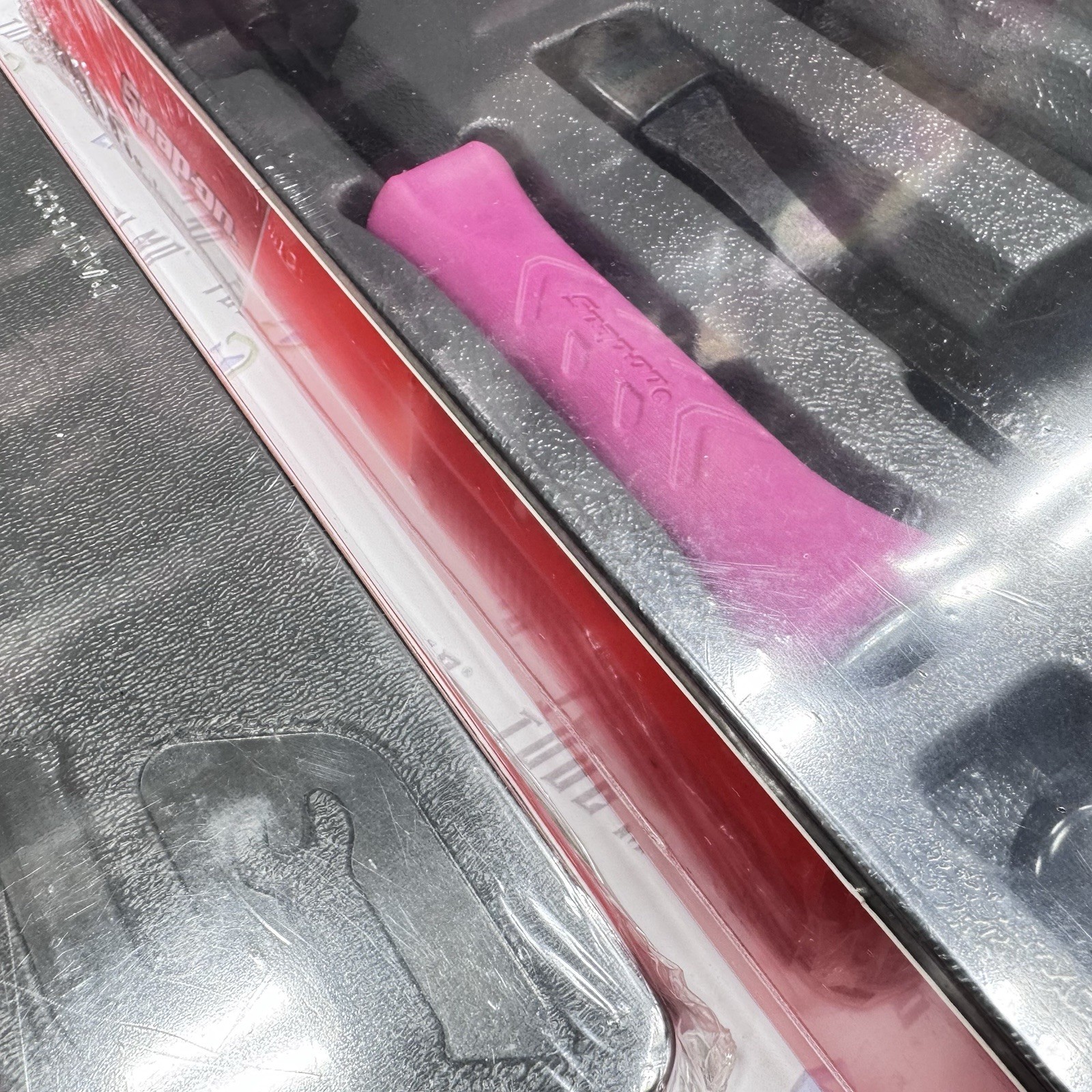 Snap-on Tools USA NEW 8pc ELECTRIC PINK Striking Prybar / Chisel / Scraper Sets