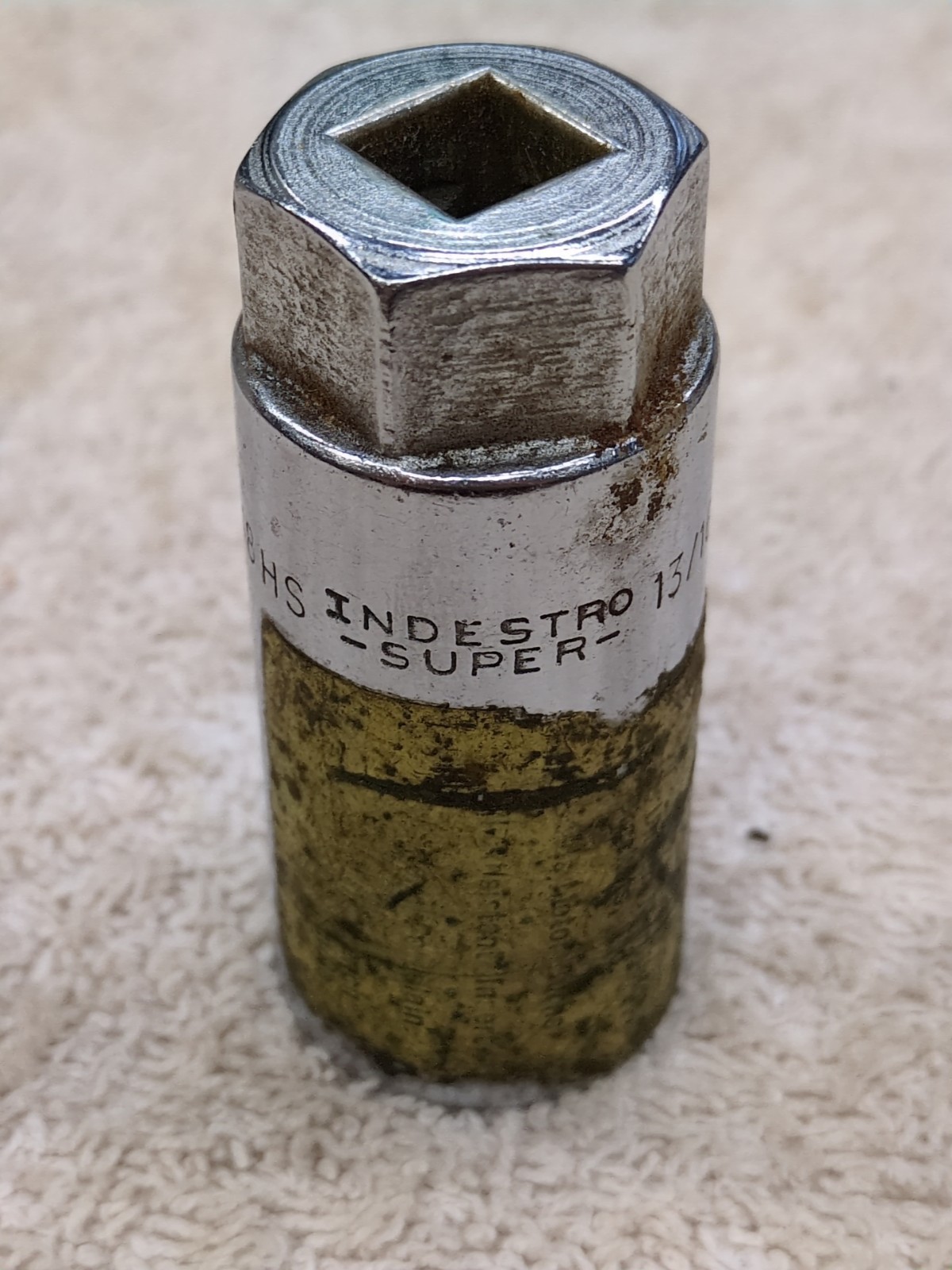 Indestro Super 2748HS 13/16″ 6pt. Spark Plug Socket 7/8 Hex – 3/8 Drive