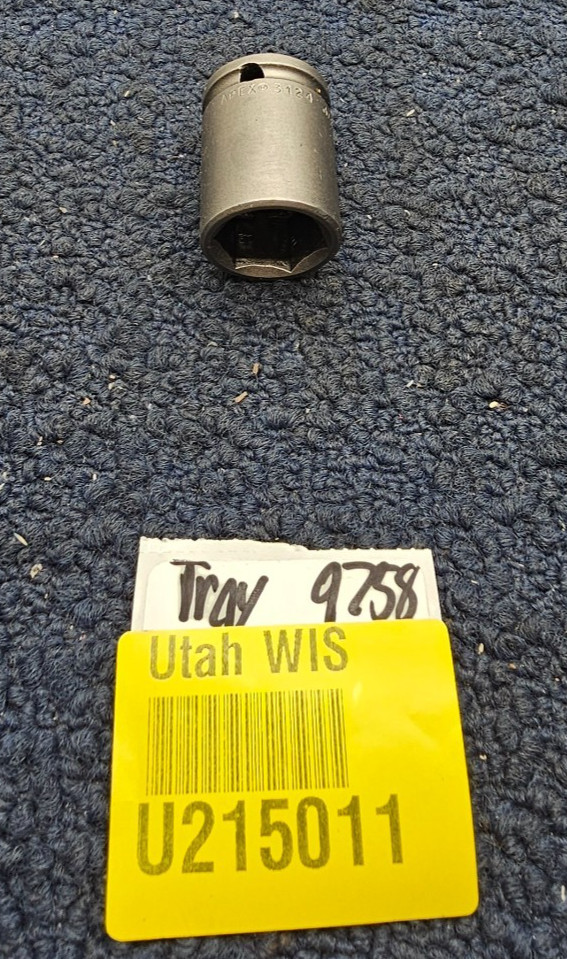 Apex 3124: 3/8» Square Drive 3/8» Square Drive 3/4″ Standard Impact Socket