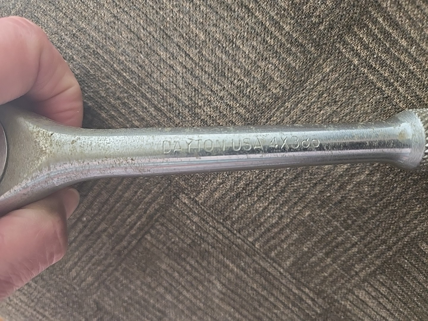DAYTON 1/2″ DRIVE REVERSIBLE RATCHET 4X385 – Made in U.S.A.