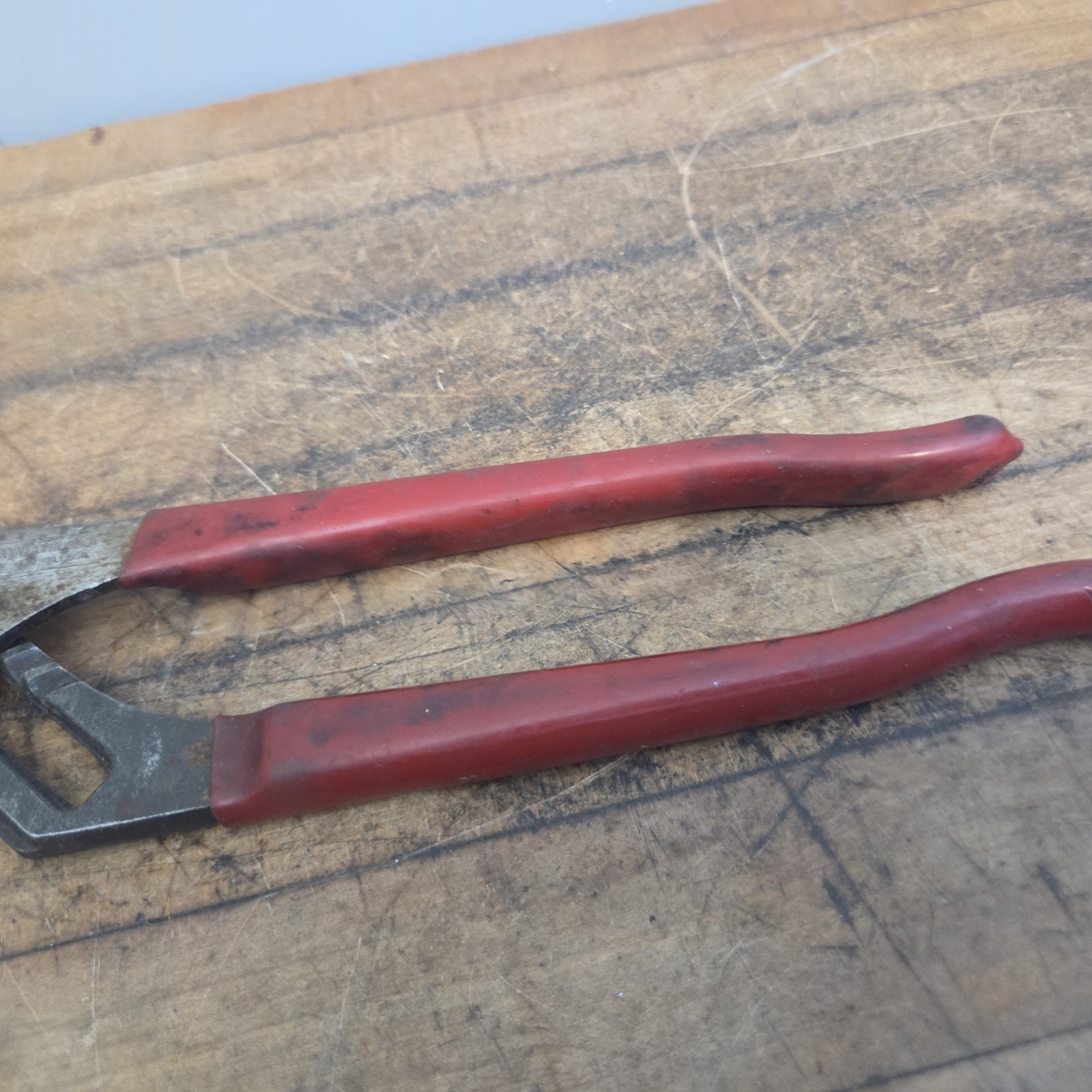 Blue Point Tools CHN430 10″ Tongue in Groove Pliers Used