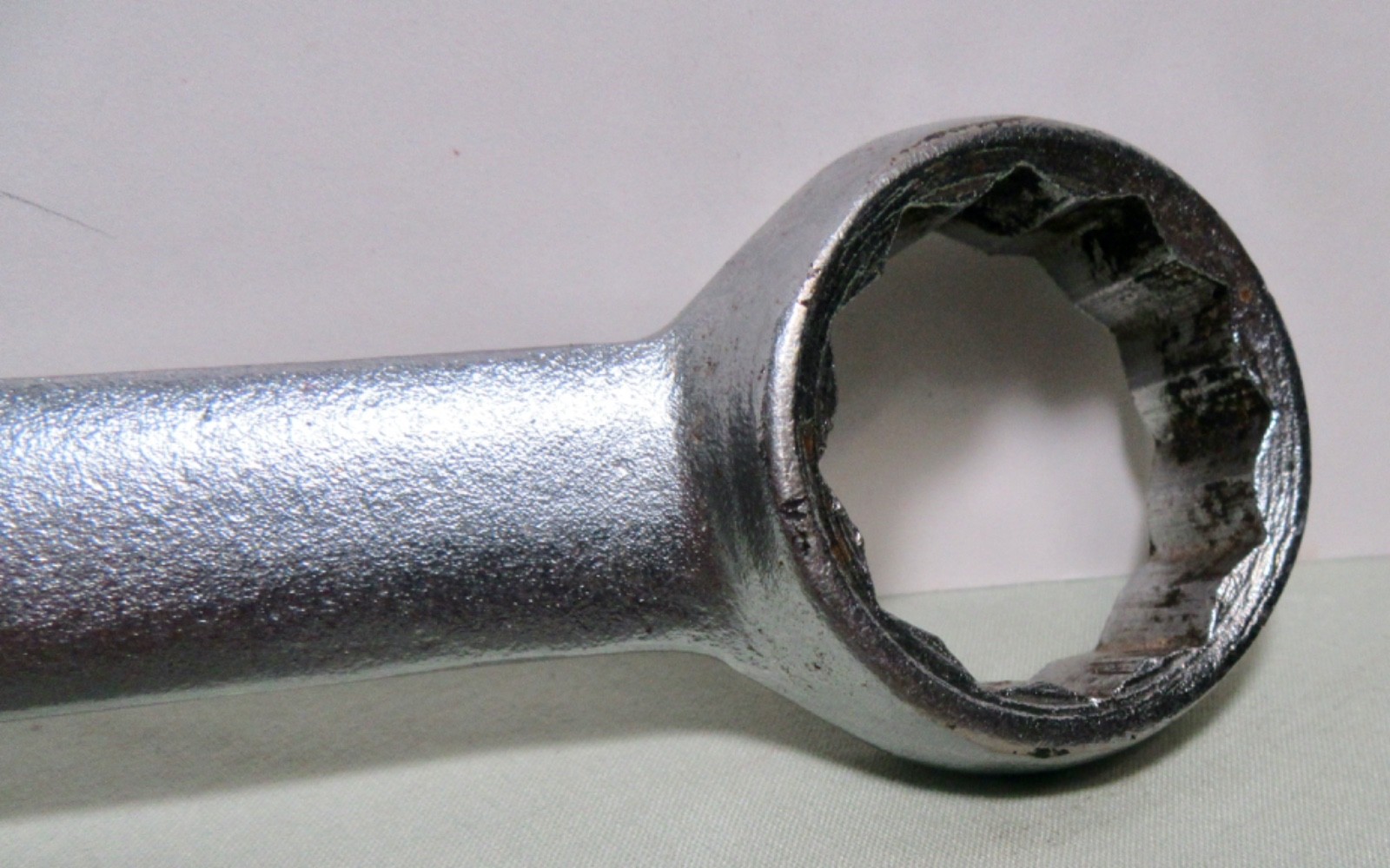 Drop Forged Alloy Steel 1-Inch Combination Wrench (India)