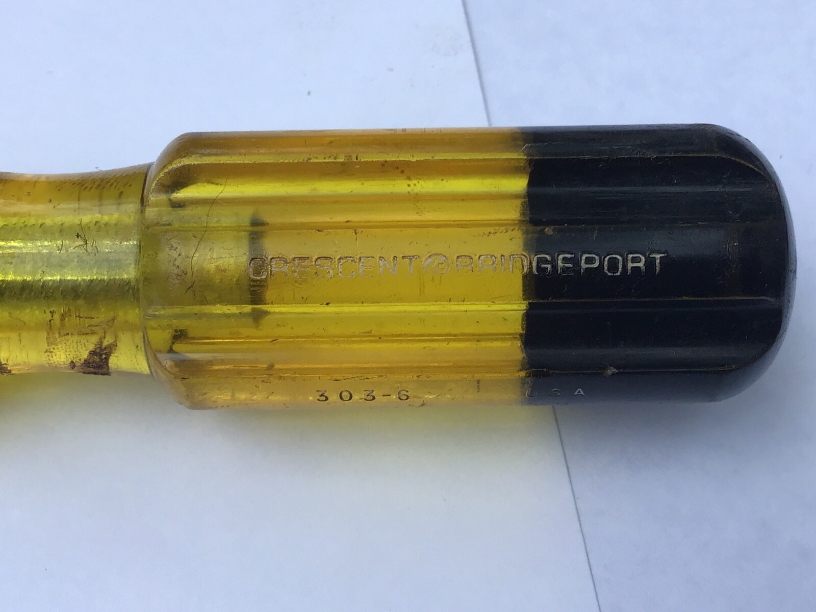 Crescent USA 🇺🇸 No. 303 Phillips 10” Long Screwdriver Vintage Yellow Black