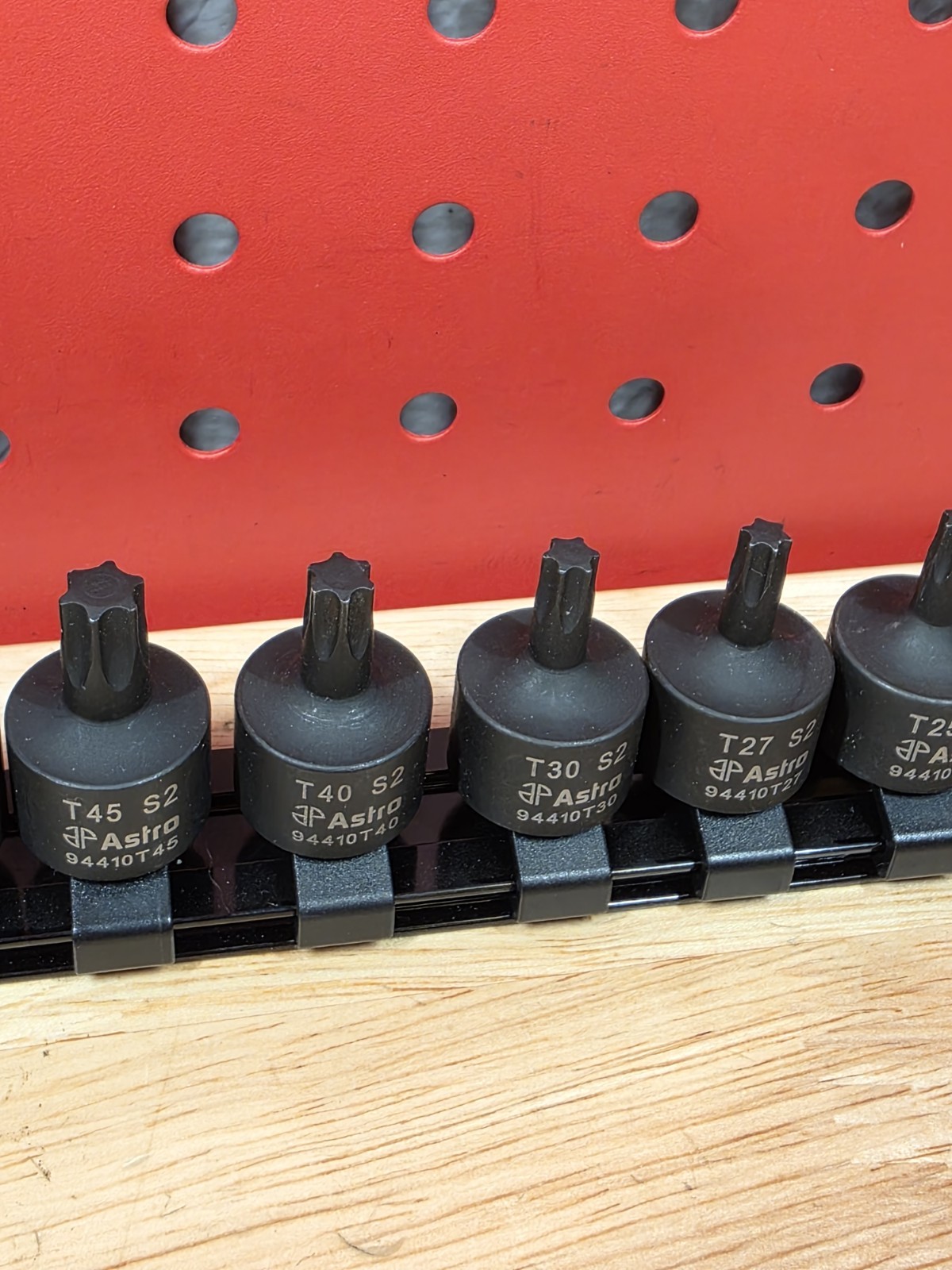 ASTRO PNEUMATIC TOOL CO 94410T 10-Piece 3/8″ Drive Nano Impact Torx Bit Sockets