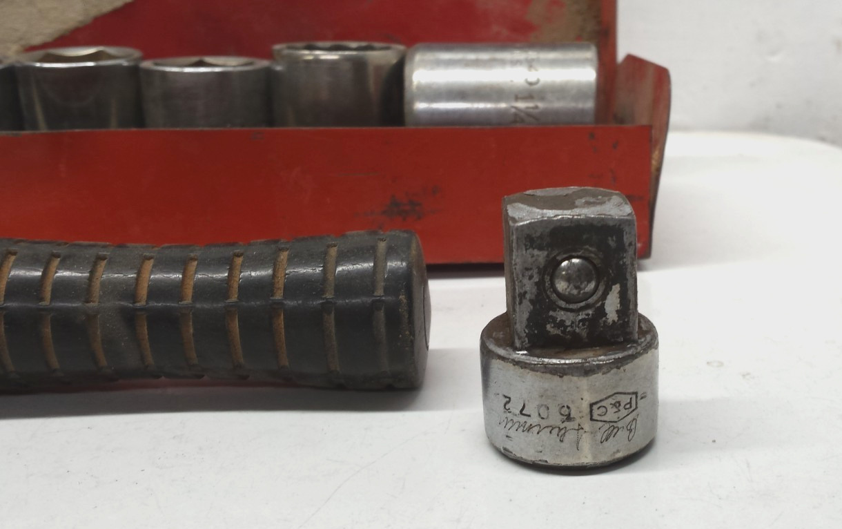1/2 Inch Drive Socket Set of Misc. Sockets 7/16″ to 1-1/4″
