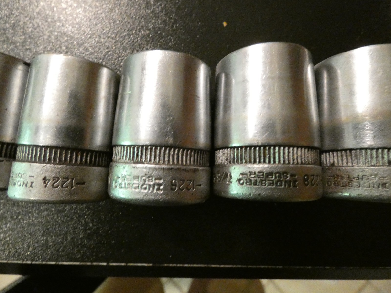 Indestro Super USA 10 pc. 1/2dr. 12pt. Socket Set 7/16-1″ + 1/2 to 3/8 adapter
