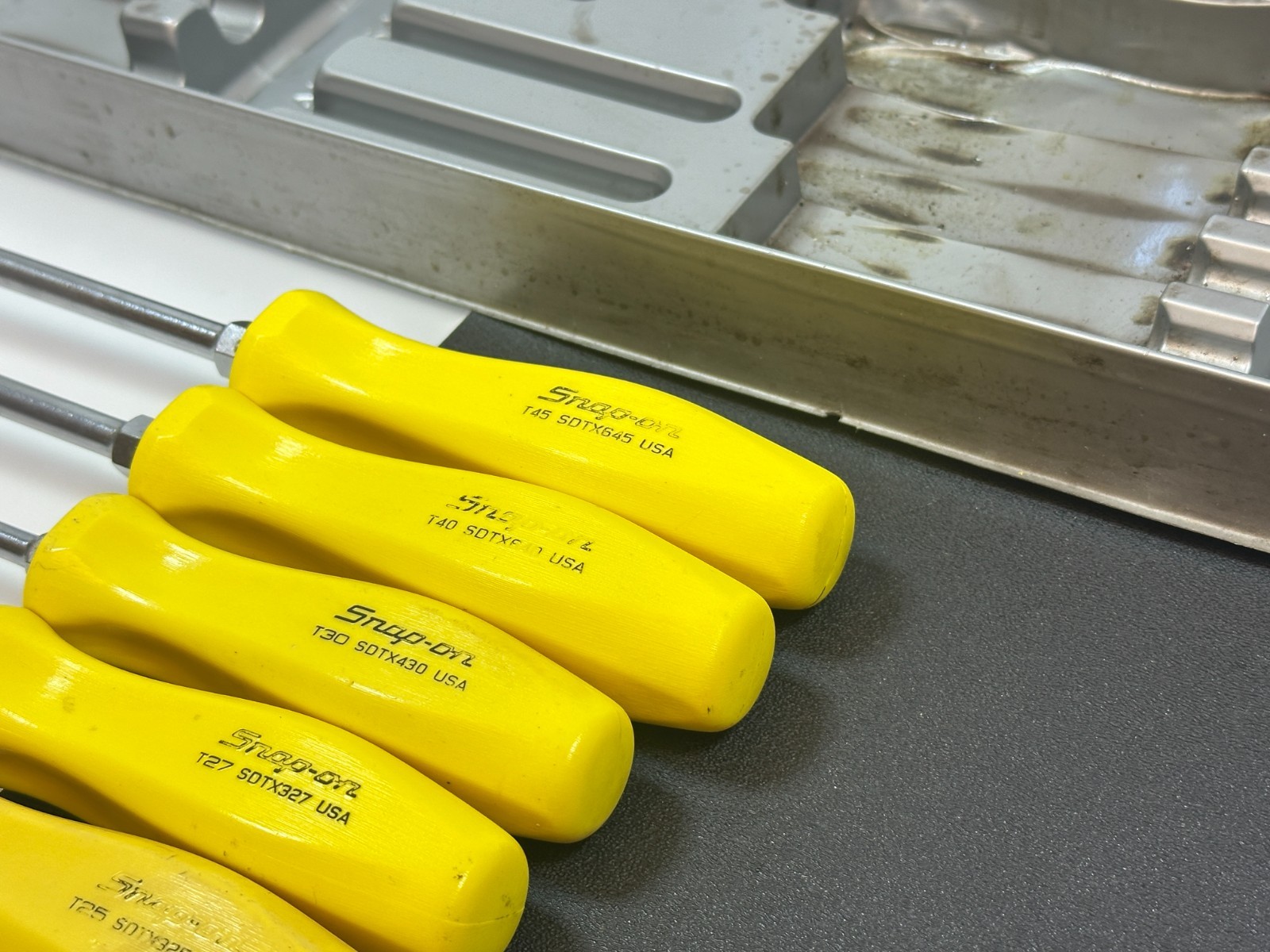 🇺🇸 Snap-on Tools USA 9pc Torx T8-T45 Screwdriver Set, Classic Yellow Hard Grip