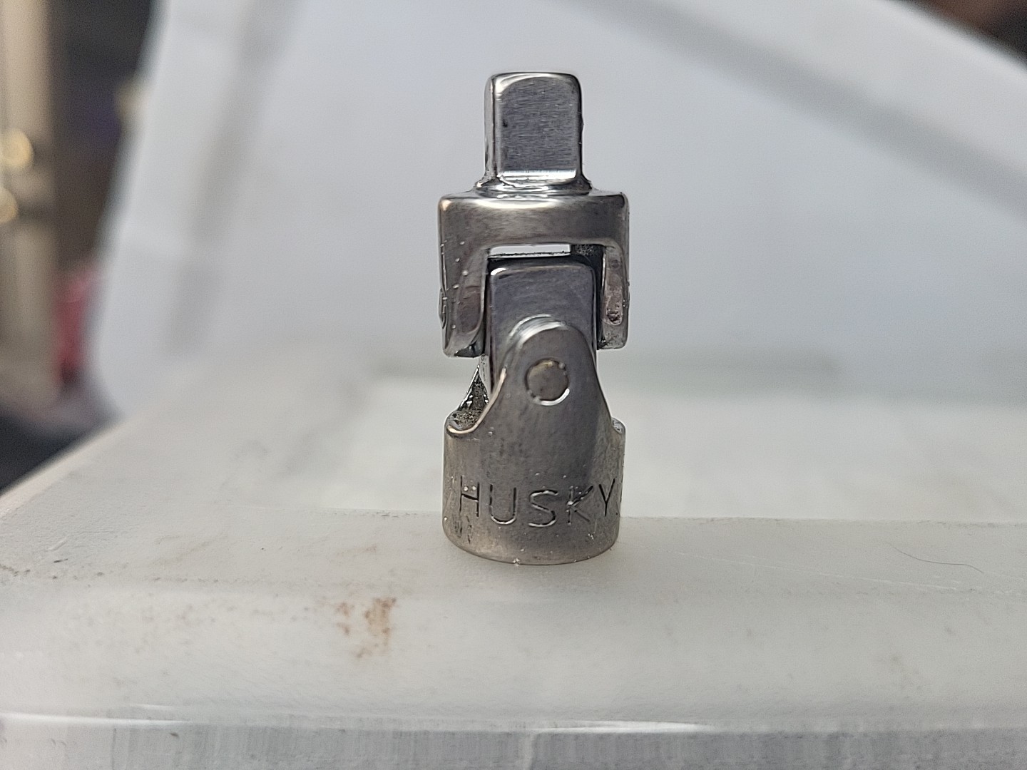 HUSKY 20230 1/4″ Drive Friction Ball Swivel Universal Joint Adapter