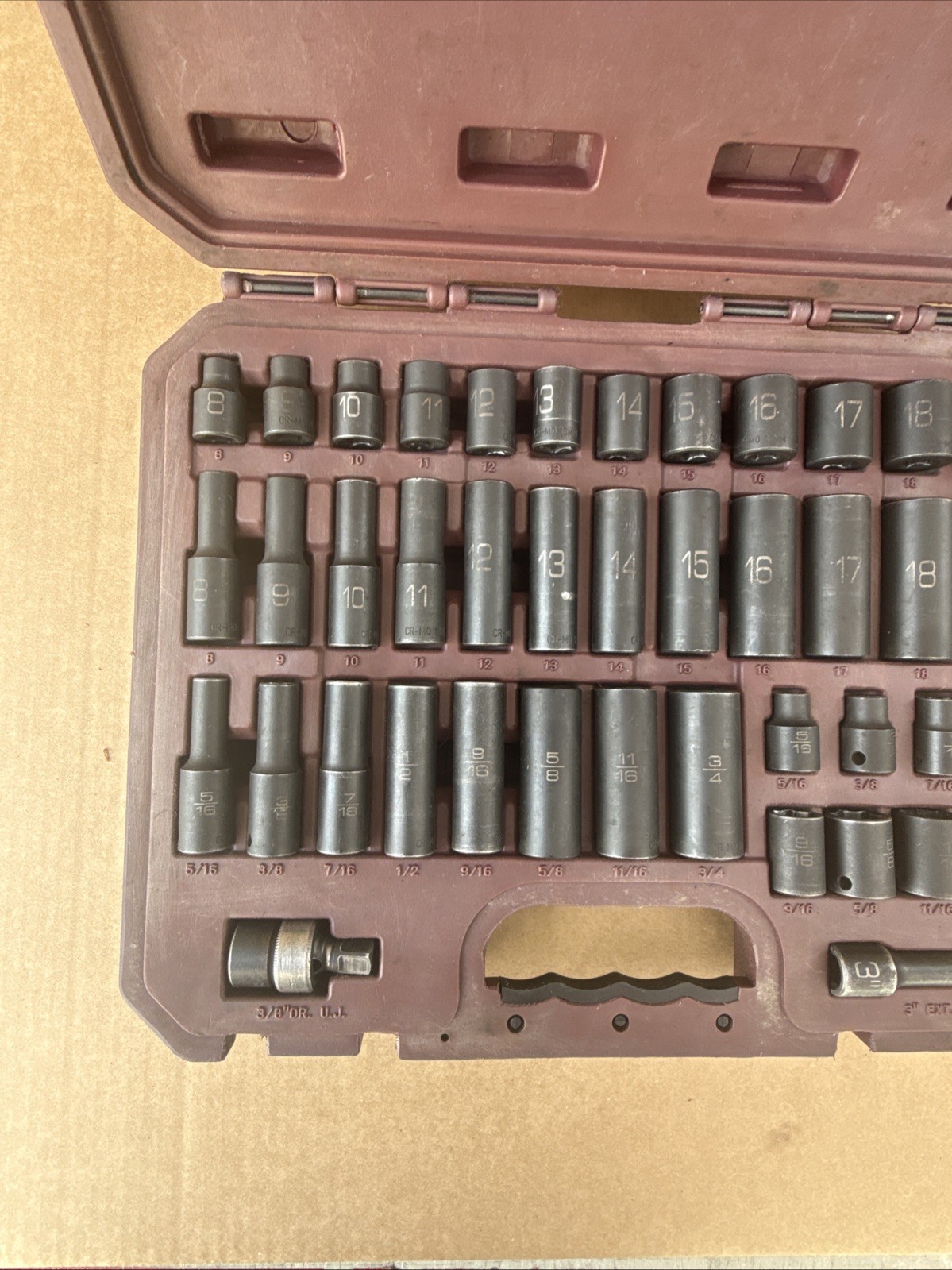 Matco Tools SBP426V 3/8″ 42pc SAE Metric 6pt Standard Deep Impact Socket