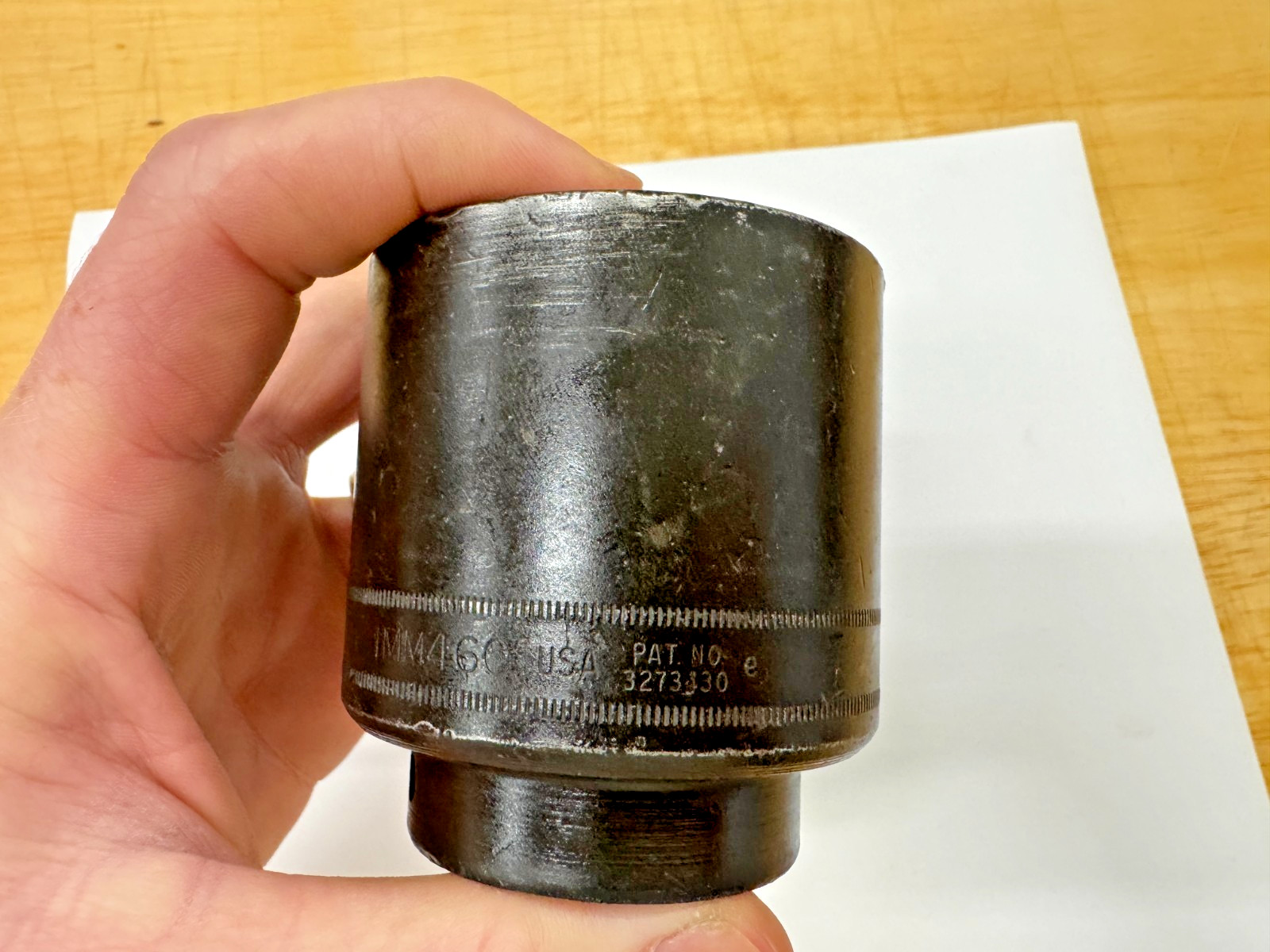 Snap-on Tools USA 1/2″ Drive 46mm Metric 6pt Shallow Impact Socket IMM460 used