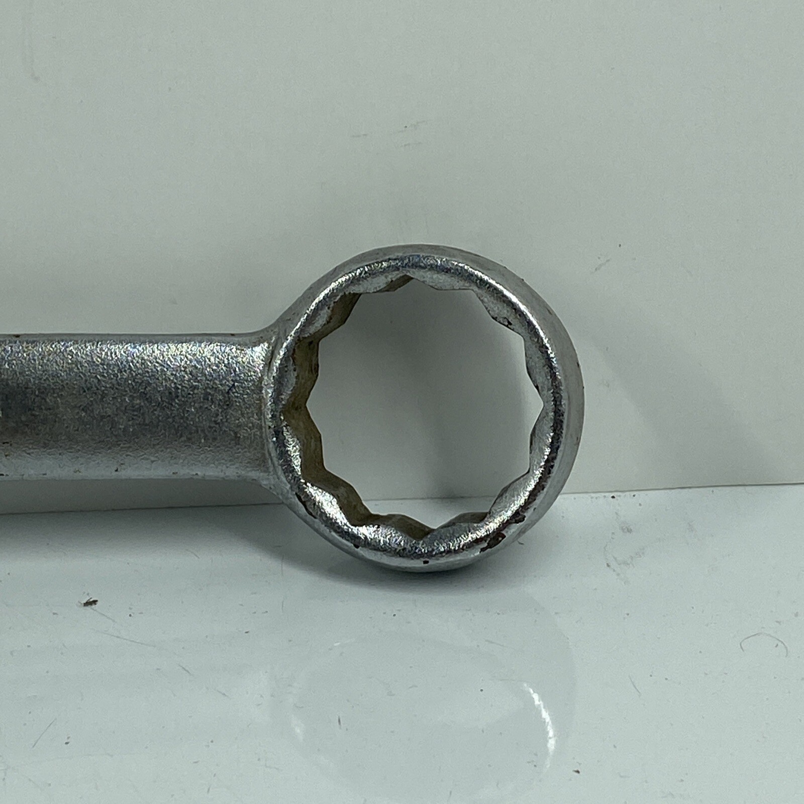 Drop Forged Alloy Steel 1-1/4 SAE 12 POINT COMBINATION WRENCH India