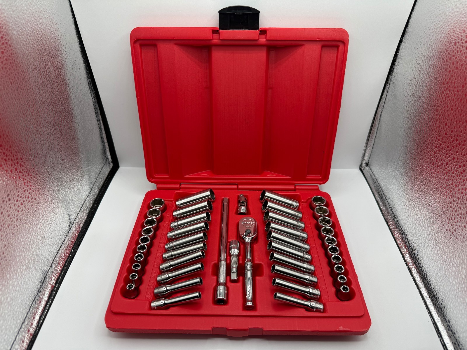 SNAP-ON 144TMPB 44 PC 1/4” DRIVE 6 POINT GENERAL SERVICE SET WITH CASE
