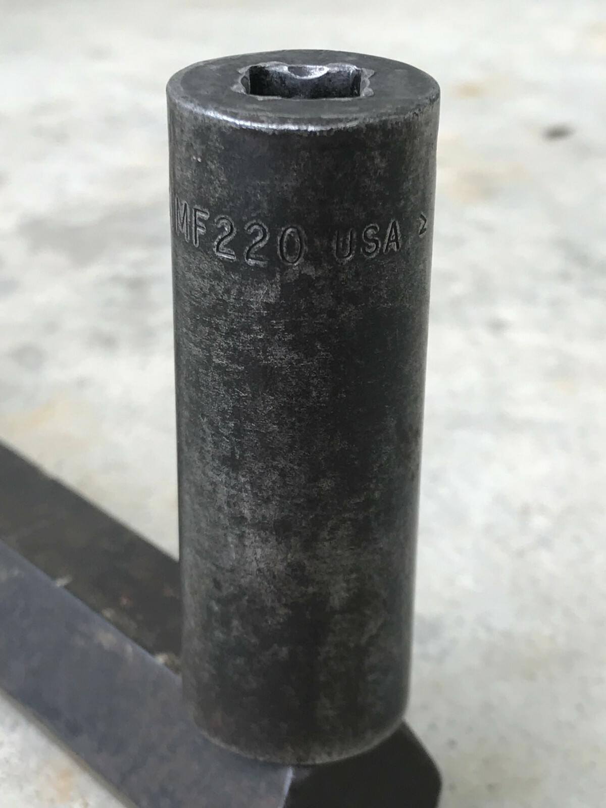 Snap On 11/16″ Deep 6 Point 3/8″ Drive Impact Socket SIMF220 – USA