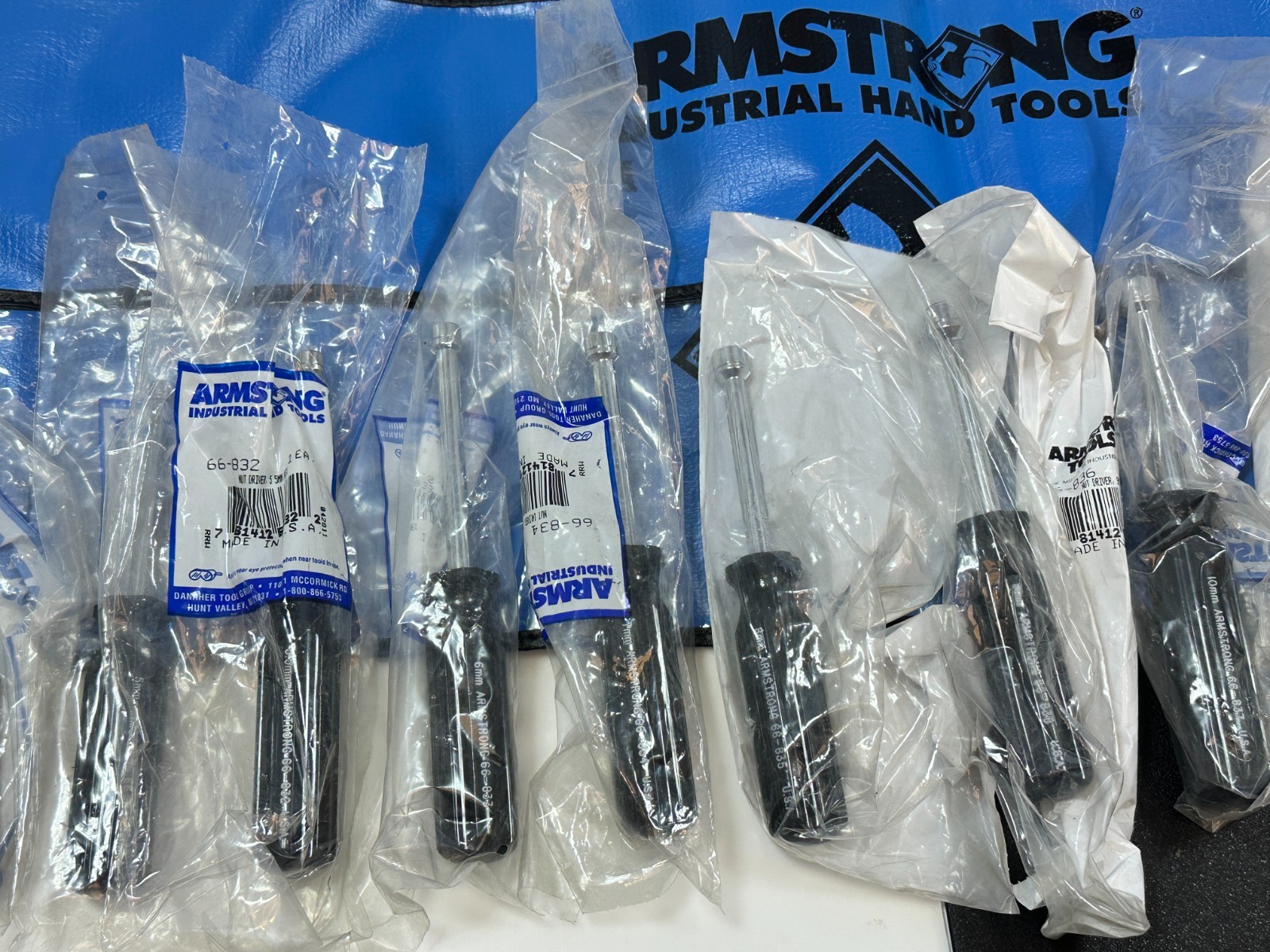 NOS Armstrong Tools USA 66-848 11pc Metric 4mm-13mm Black Handle Nut Driver Set