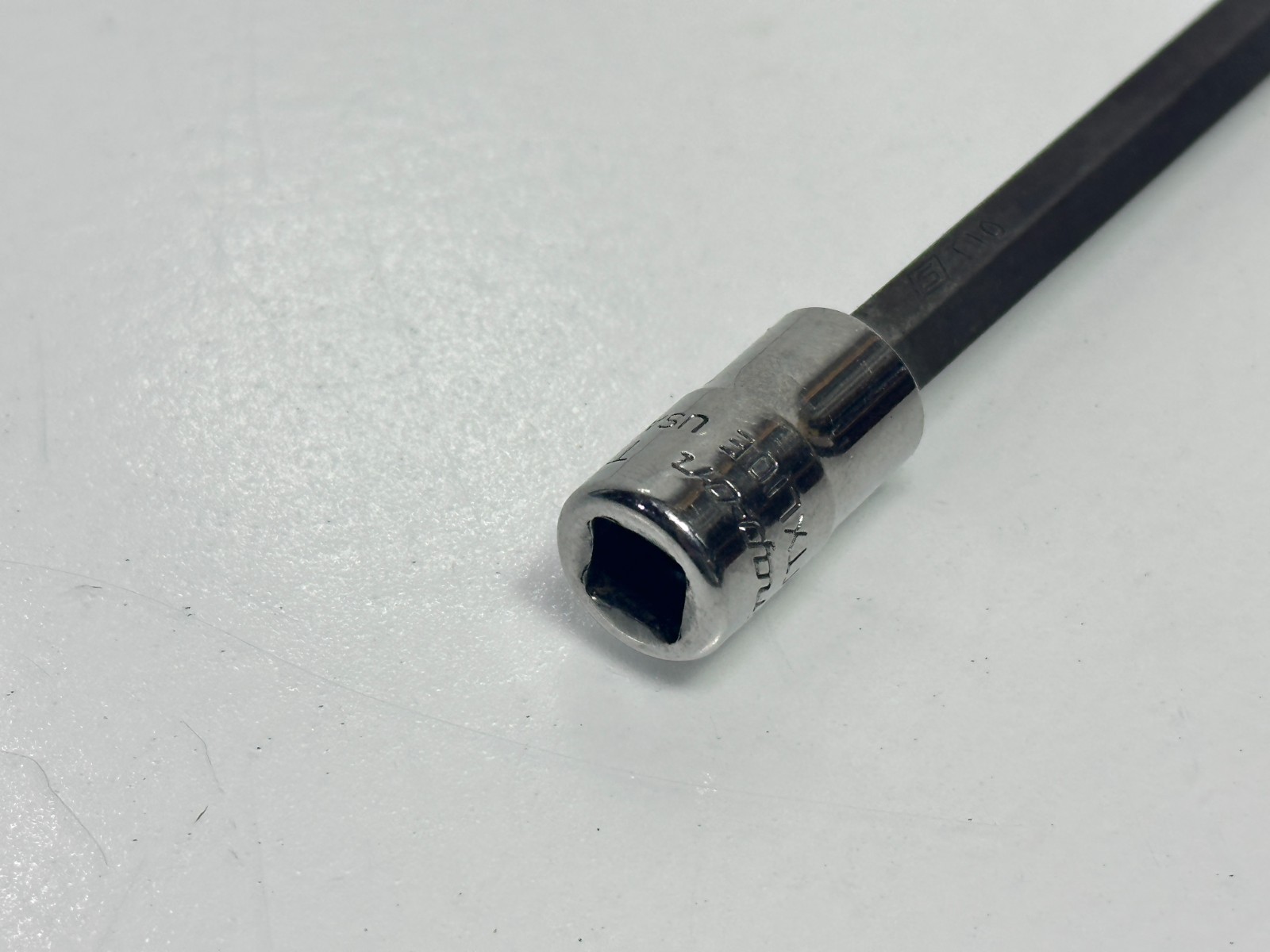 🇺🇸 Snap-on Tools USA T10 Long Torx Bit Driver Socket, 1/4″ Drive, TTXL10E