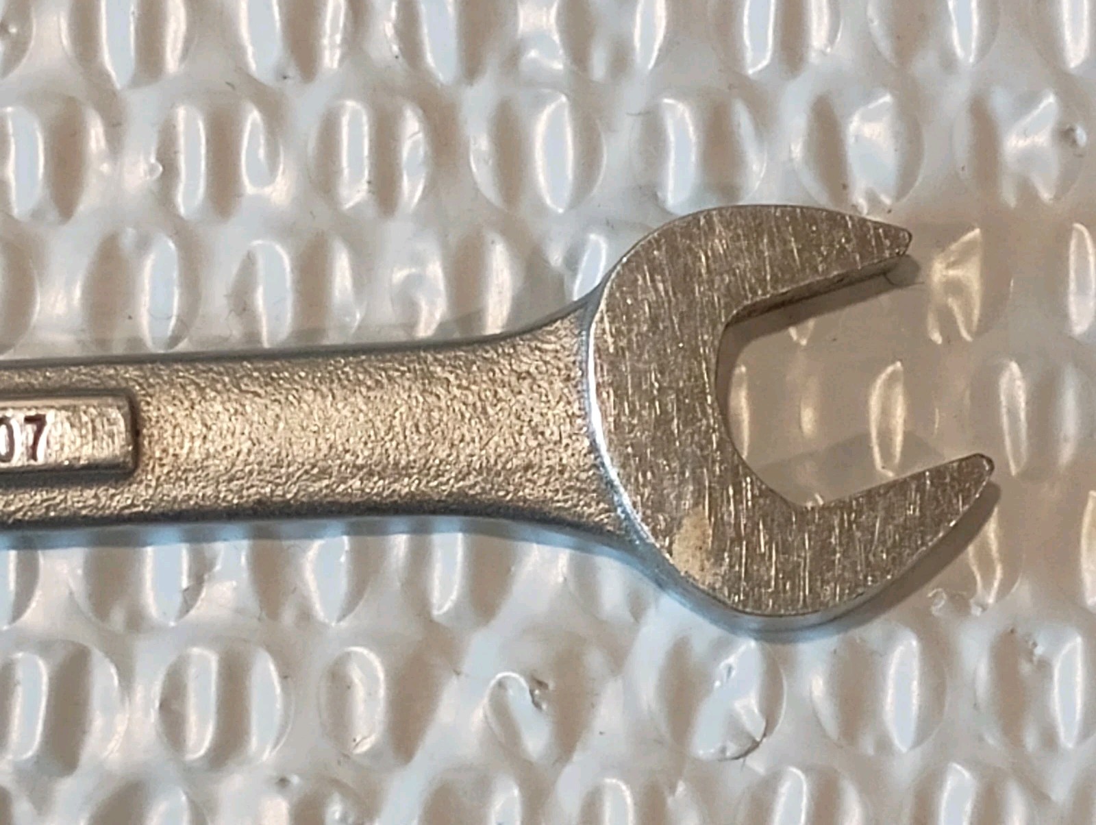 CRAFTSMAN TOOLS USA V44507, 13MM x 15MM DBL. OPEN – END WRENCH, 7″ LONG.