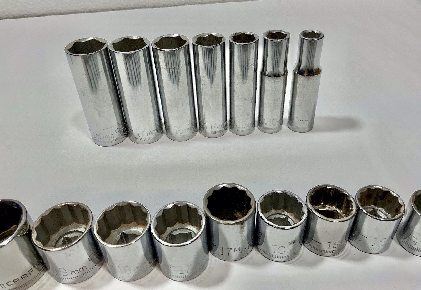 Lot 38 Asst. Craftsman Metric Sockets 1/2″ 3/8″ 1/4″ Drives & 2 Extensions -READ
