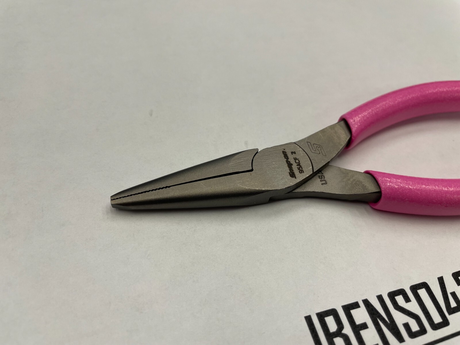 Snap-on Tools USA NEW PINK 6″ Soft Grip Needle Nose Pliers 95ACFP