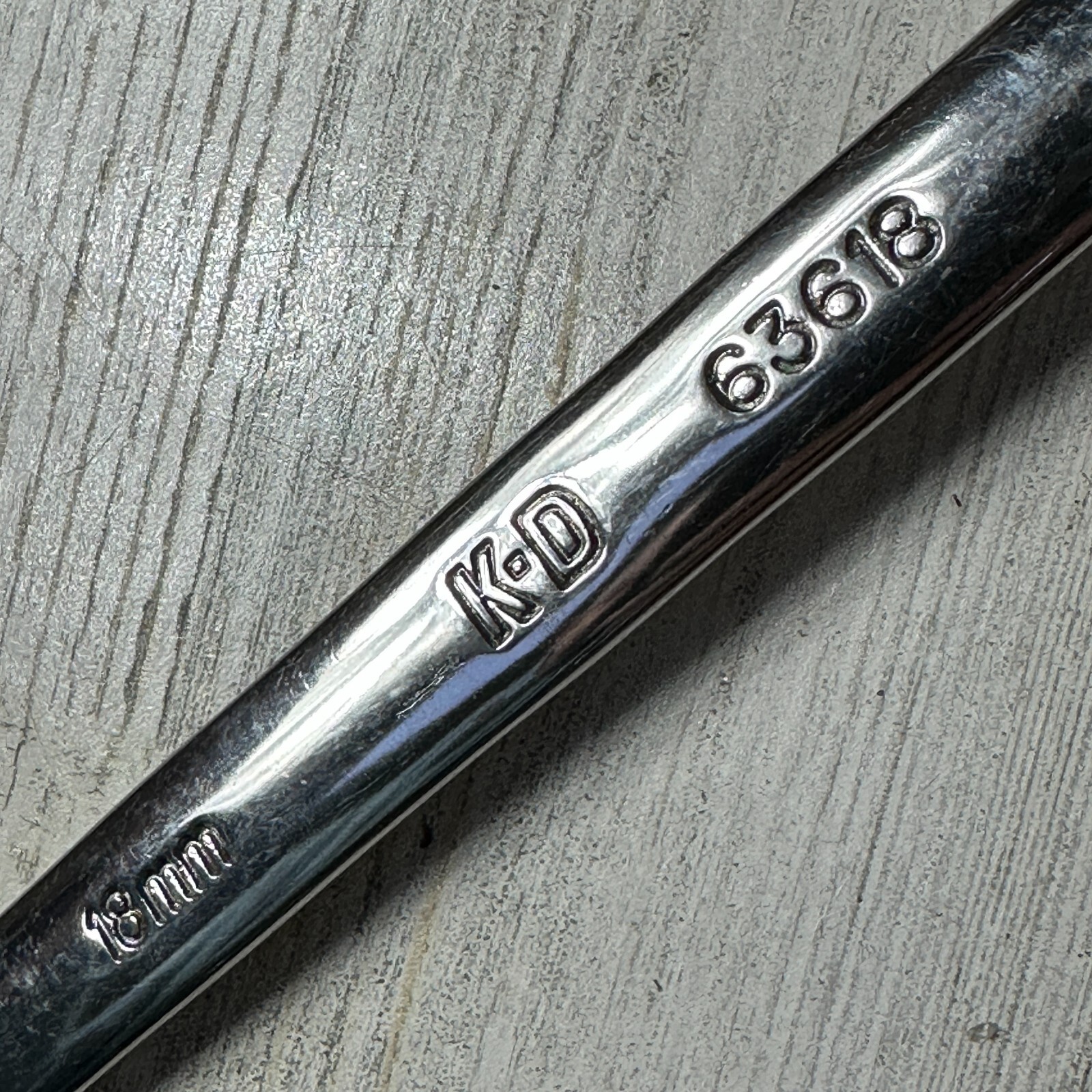 KD TOOLS Metric Combination Wrench 18 mm (12 Point) Made in USA 63618 K-D
