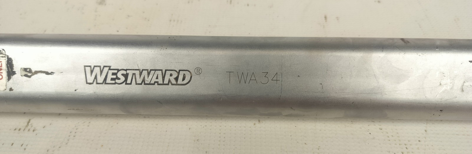Westward TWA34 3/4″ Drive 42″ Micrometer 100-600 Ft/Lbs Torque Wrench