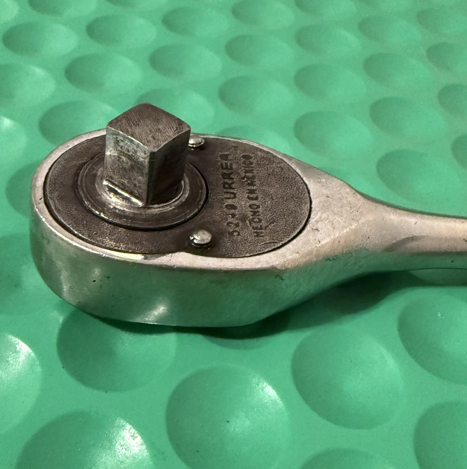 URREA 3/8″ Ratchet Socket Wrench 7″ Reversible Drive Quick Release 5249