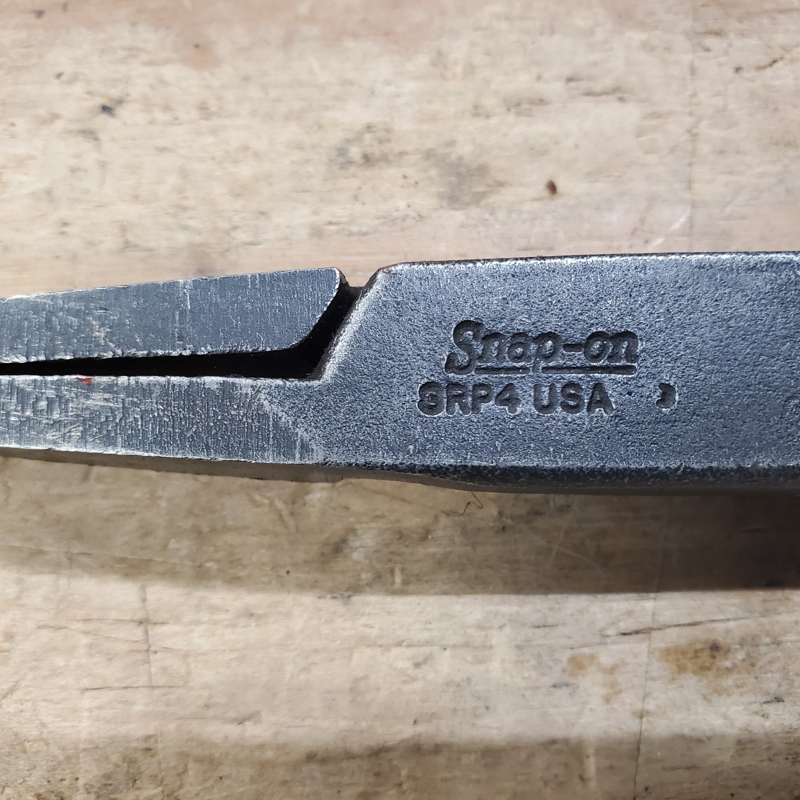 Snap-On Hand Tools USA Heavy Duty 14″ Long Retaining Snap Ring Pliers SRP4