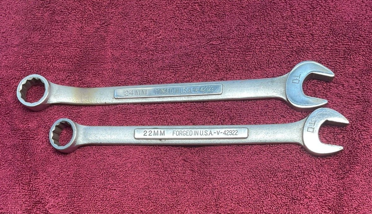 Nice USA Craftsman 42922 -VA- 22MM & 42923 24MMCombo Wrench-NICE