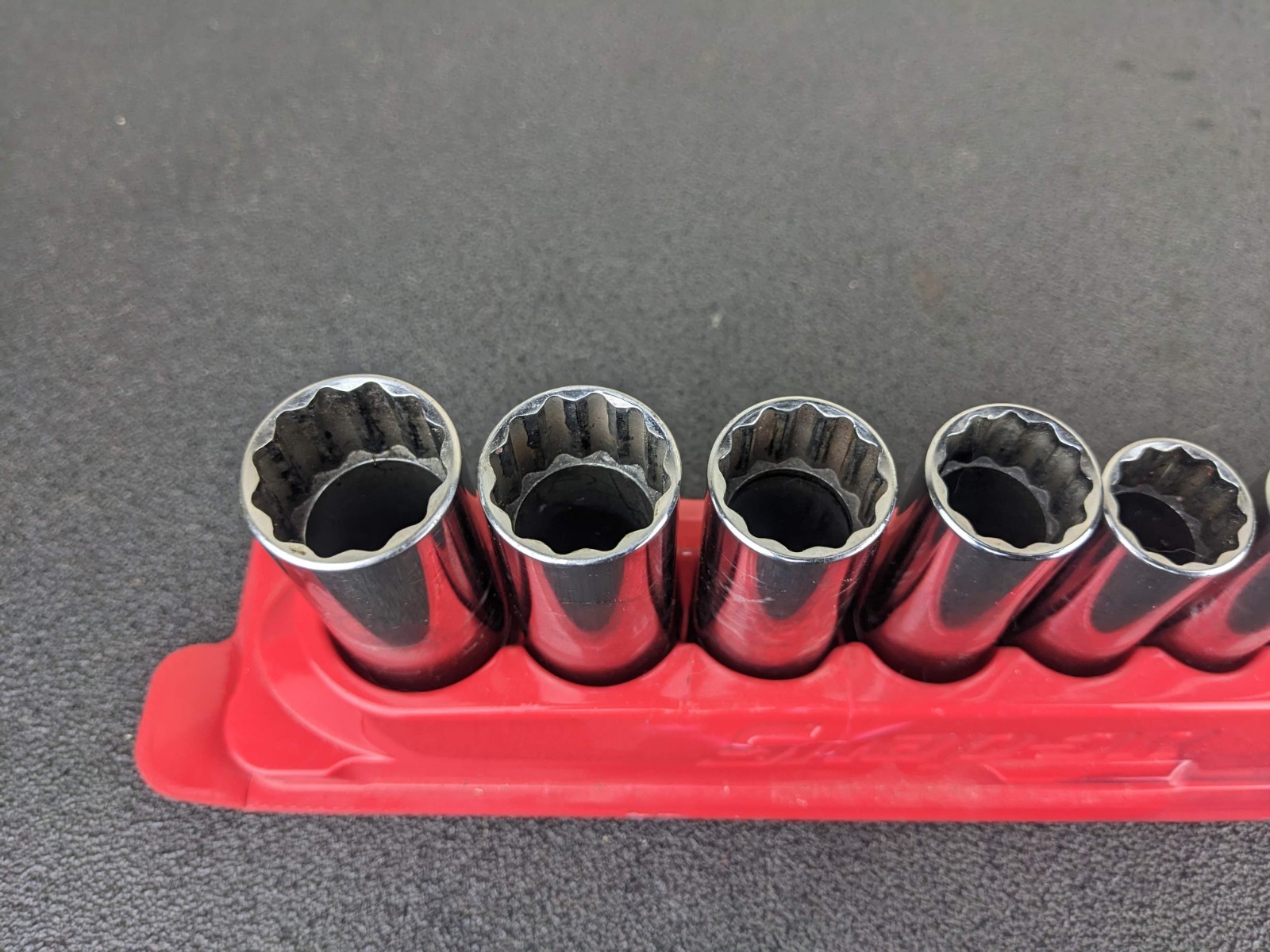 #bm187 Snap-on Tools USA 3/8″ Drive SAE 12 Point Deep Chrome Socket Set 211SFY
