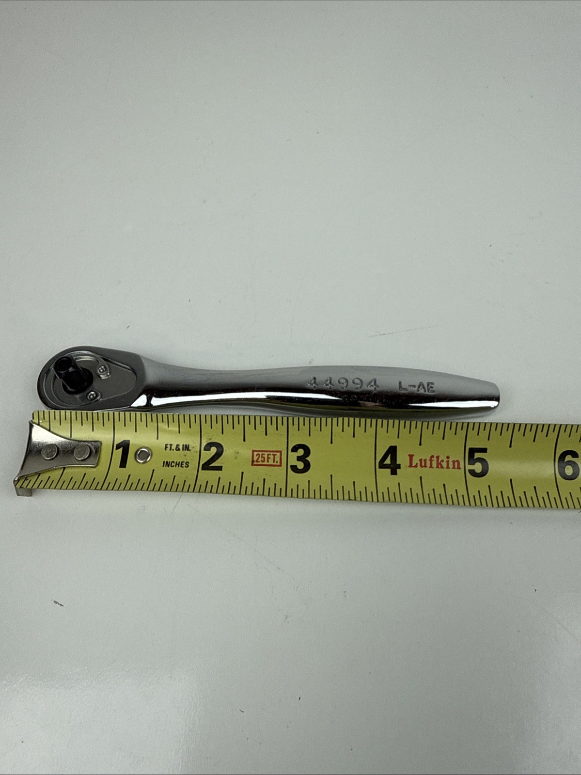 Craftsman 1/4″ Drive Thin Profile Ratchet 84 Tooth 44994