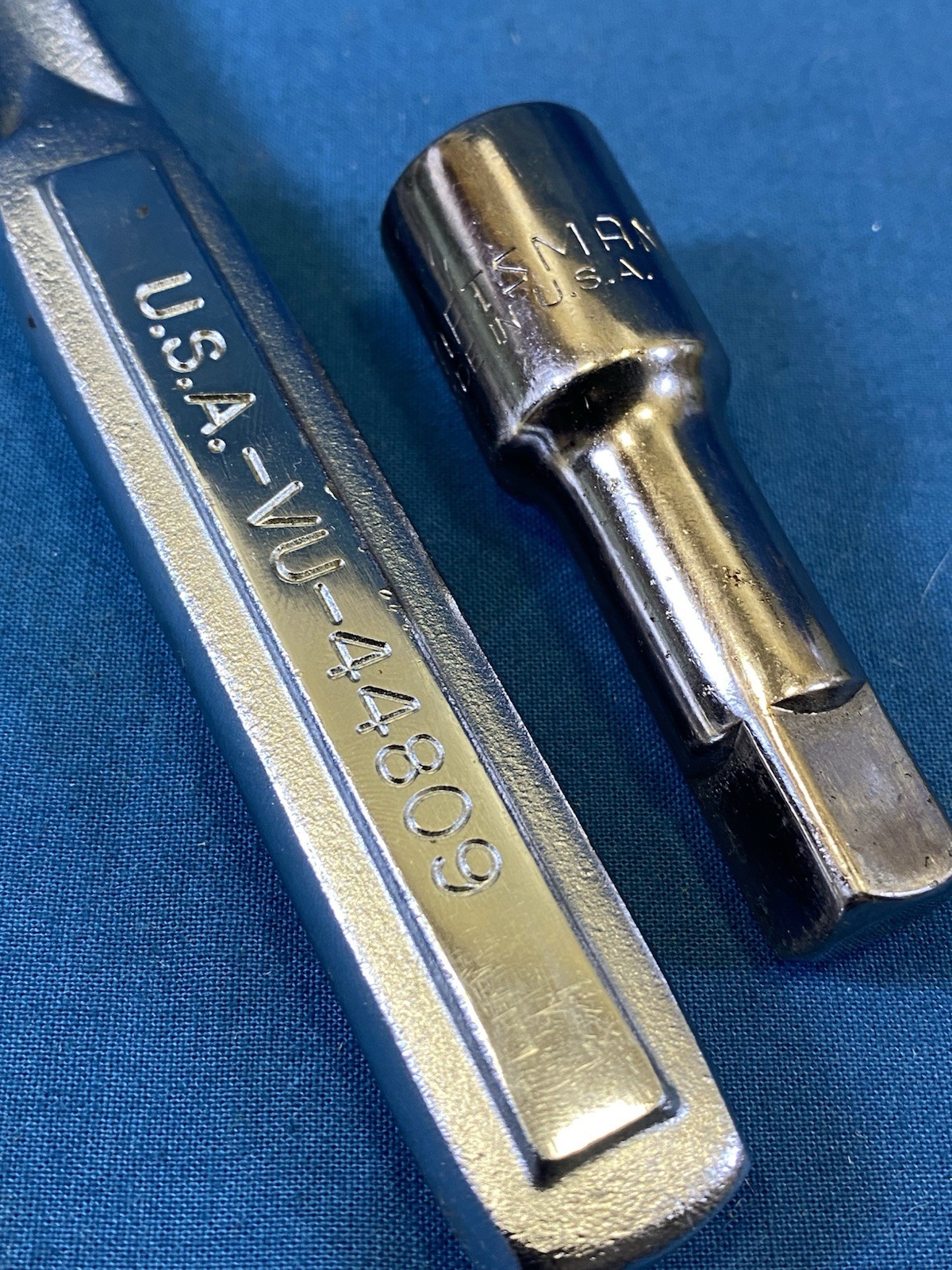 Craftsman VP 44809 1/2″ Drive Push Button Release Ratchet & 3” Extension USA