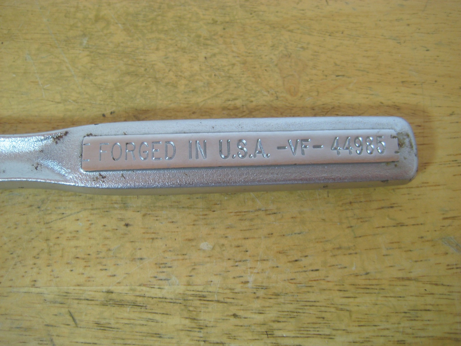 Vint Craftsman 42 Sockets Metric & SAE 1/2″ Drive G Series – Ratchet- 3 & 6″ Ext