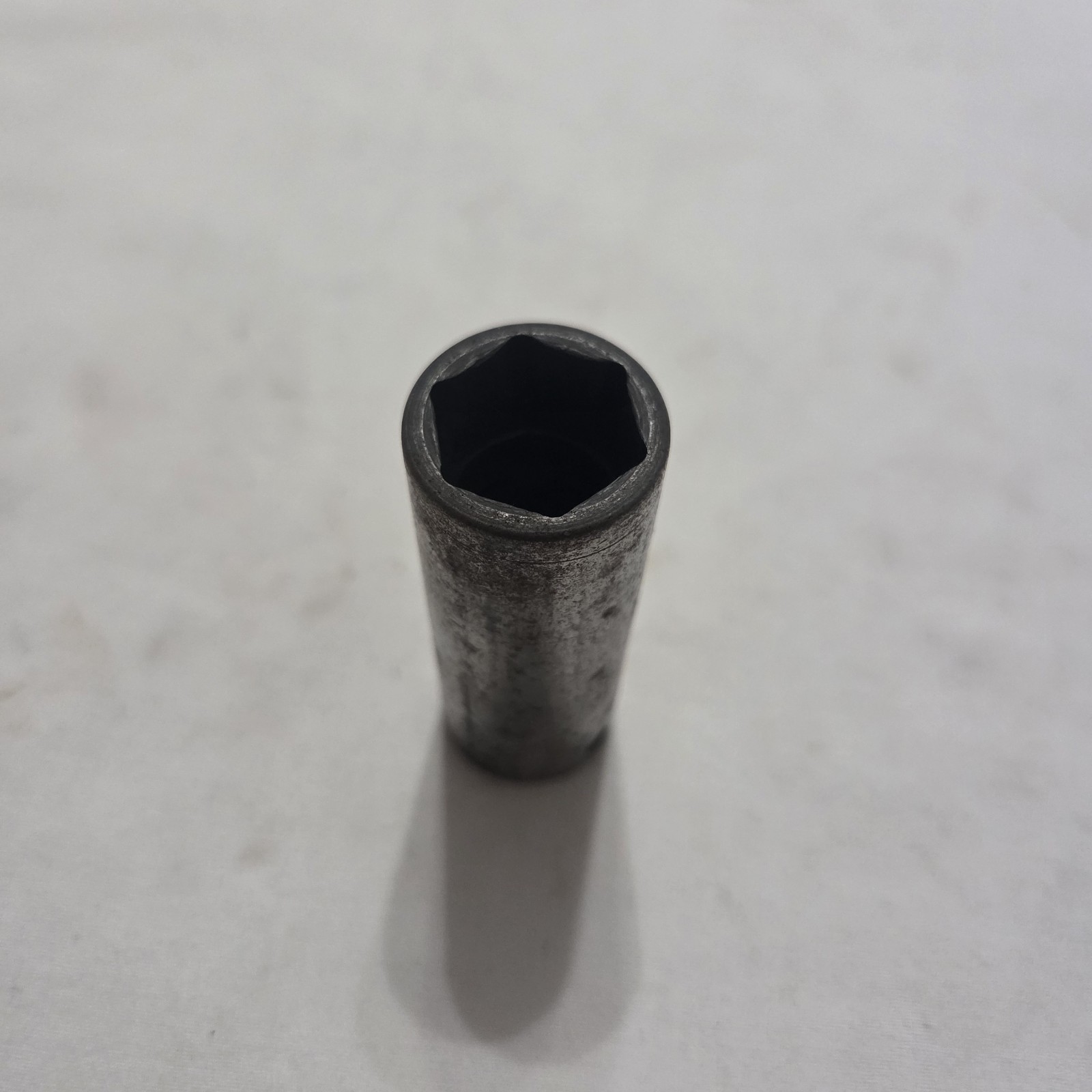 Snap-on SIMF220 11/16″ 6 Point 3/8″ Drive Deep Socket – Made in USA