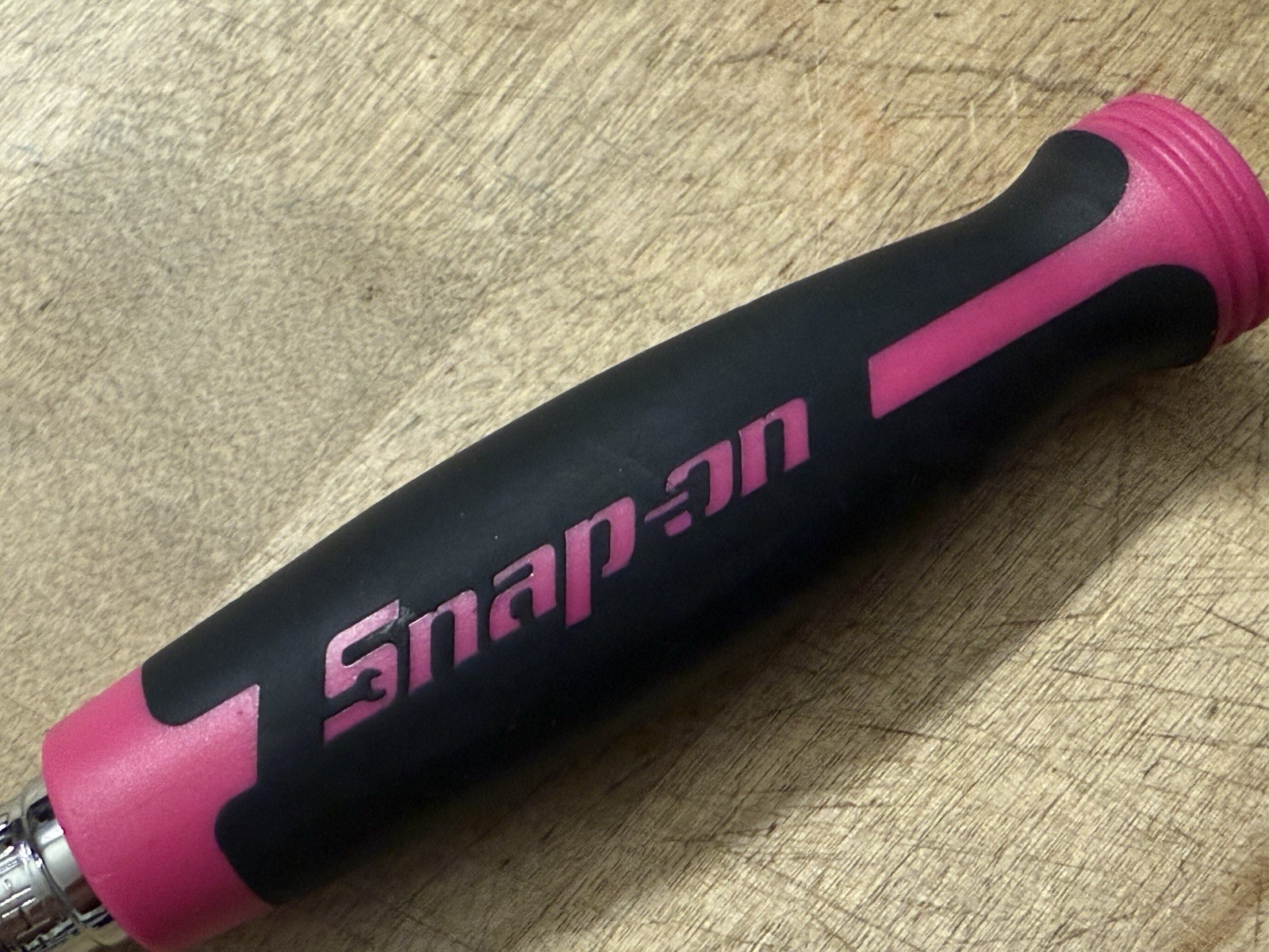 SNAP ON FHF100 ELECTRIC PINK 3/8 DRIVE RATCHET LIGHTLY USED