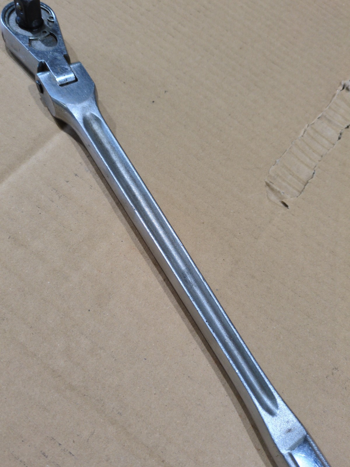 Craftsman 44816 VVM 1/2 Drive Flex Head Ratchet 16-1/2 Inch