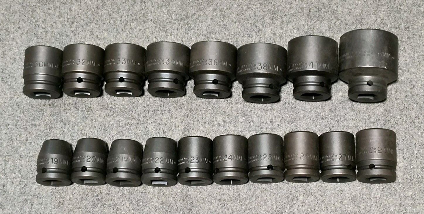 Proto Metric 3/4″ Inch Drive Impact Socket Set 19mm-46mm, 18 Pieces