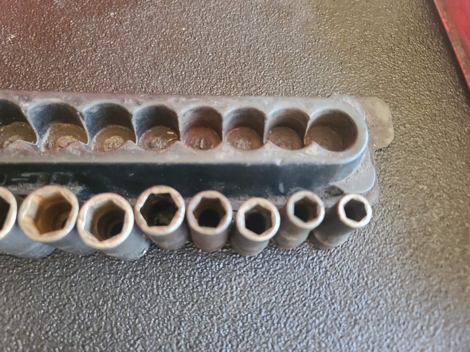 Snap On 12pc Metric Semi Deep Impact Socket Set 8-19mm